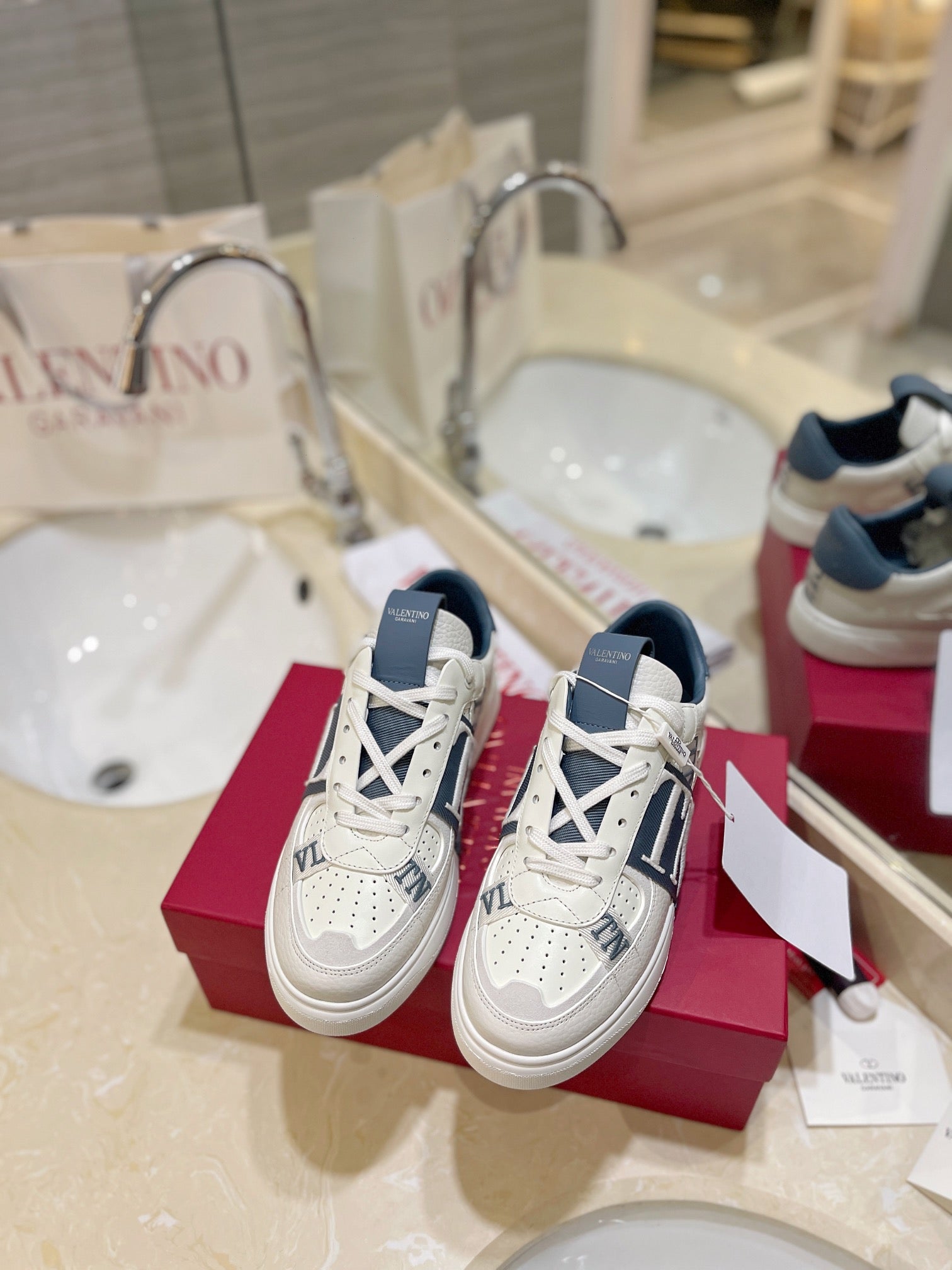 LuxluxHouse Best Quality Valentino Women Shoes