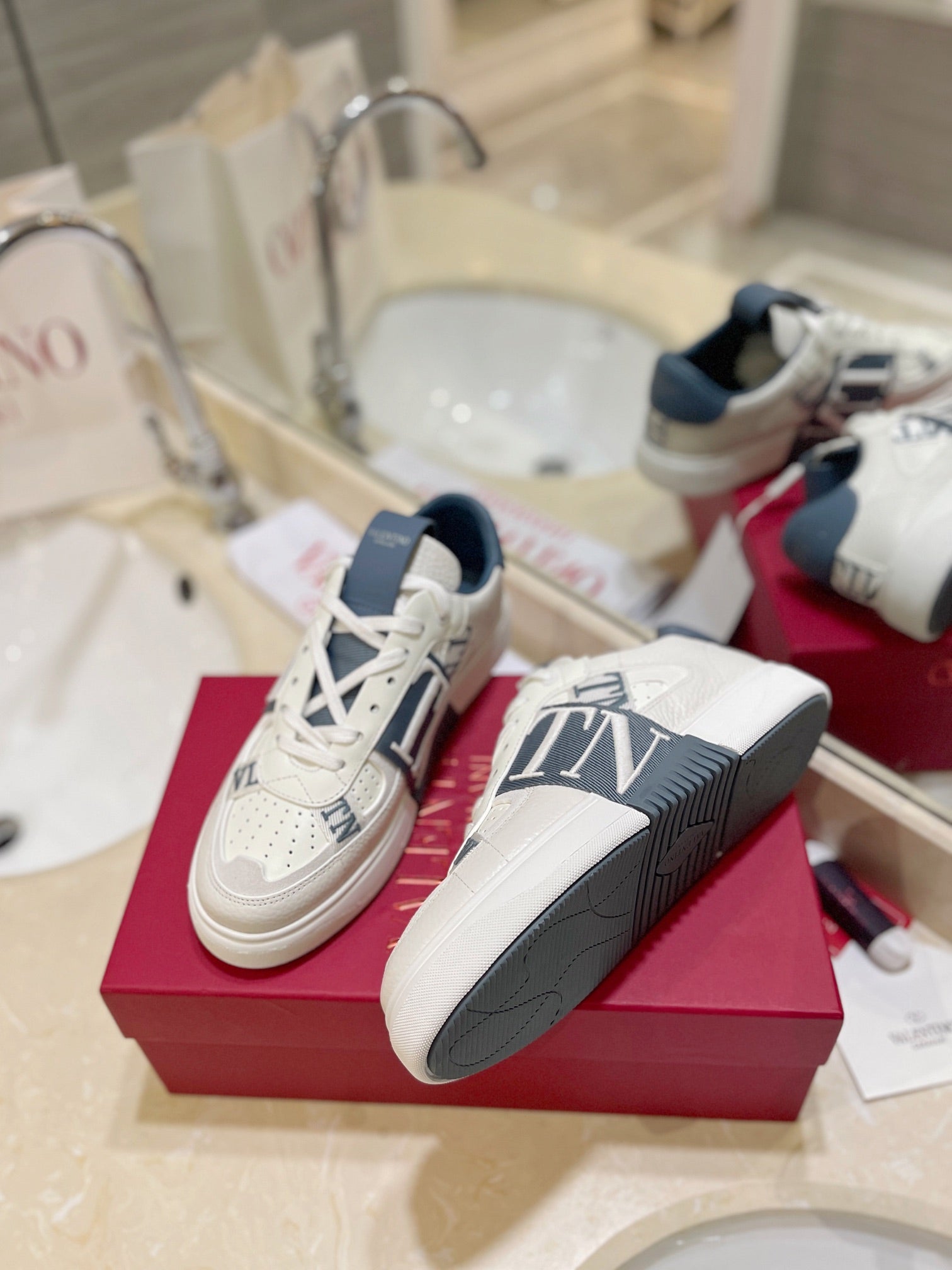 LuxluxHouse Best Quality Valentino Women Shoes