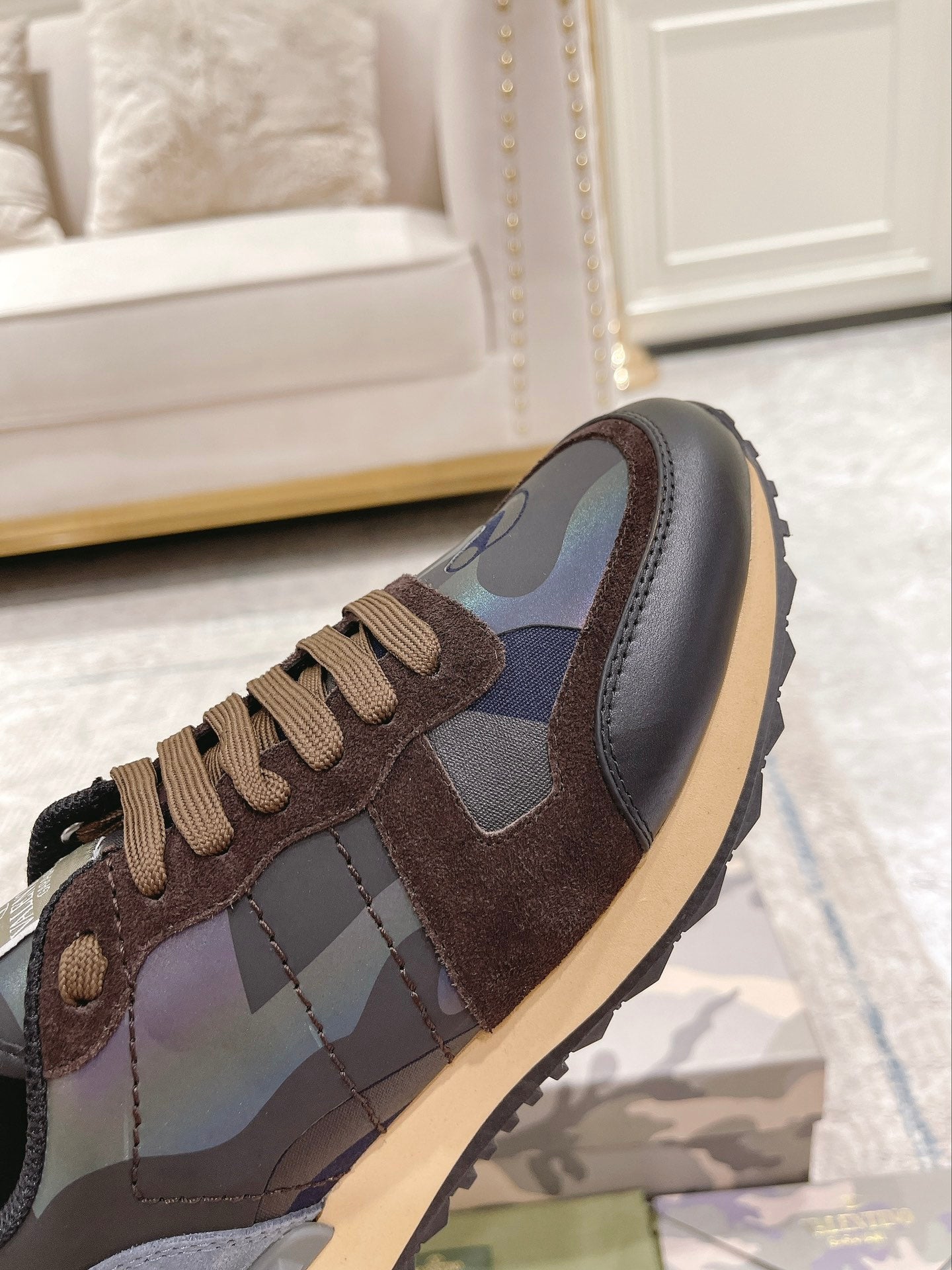 LuxluxHouse Best Quality Shoes Valentino