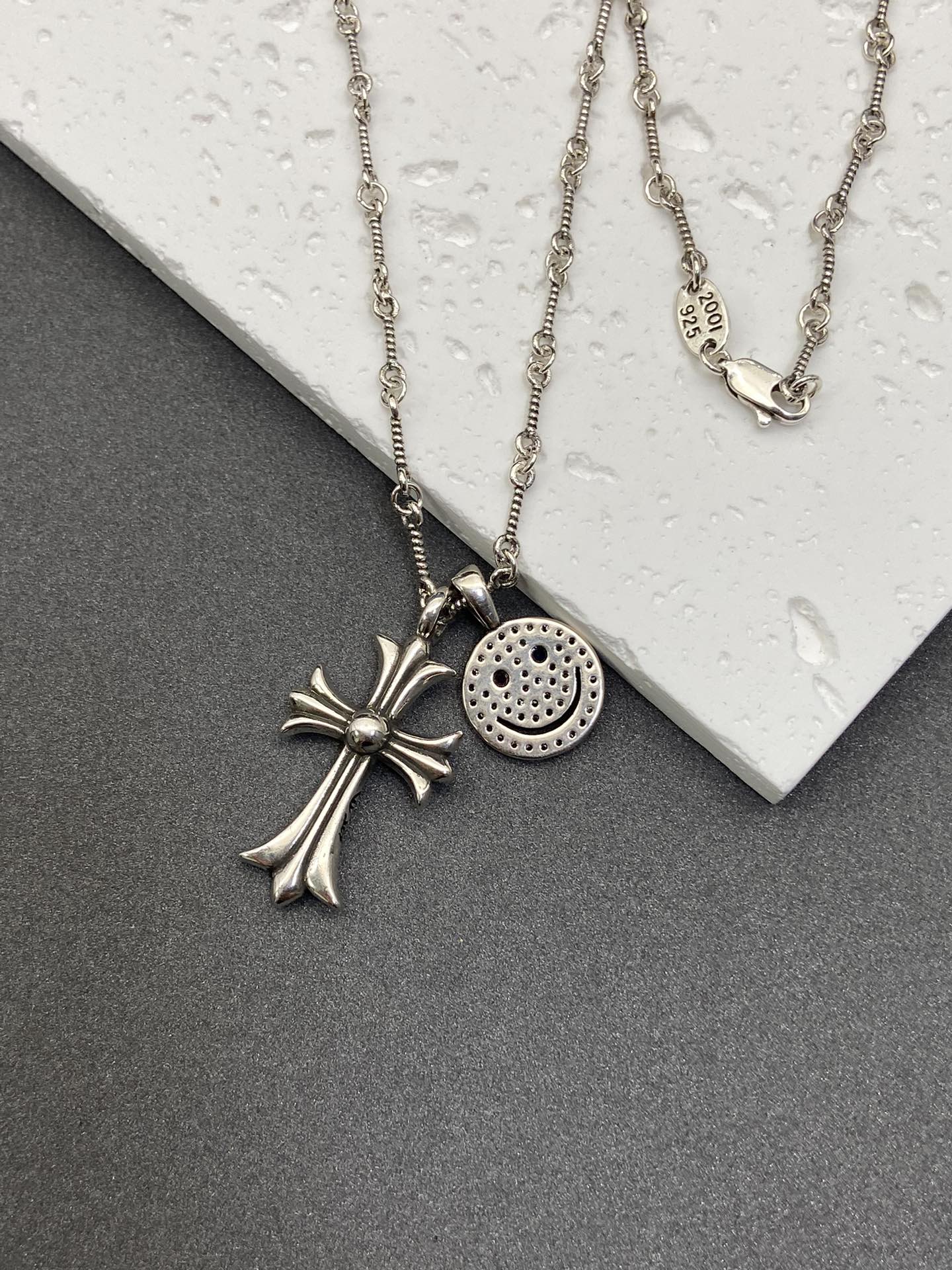 LuxluxHouse Best Quality Accessories Necklace Chrome Hearts
