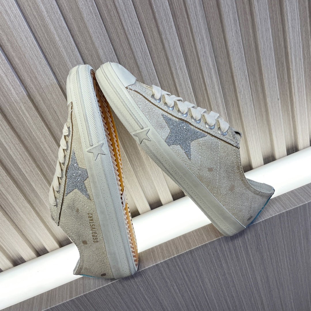 LuxluxHouse Best Quality Shoes Golden Goose