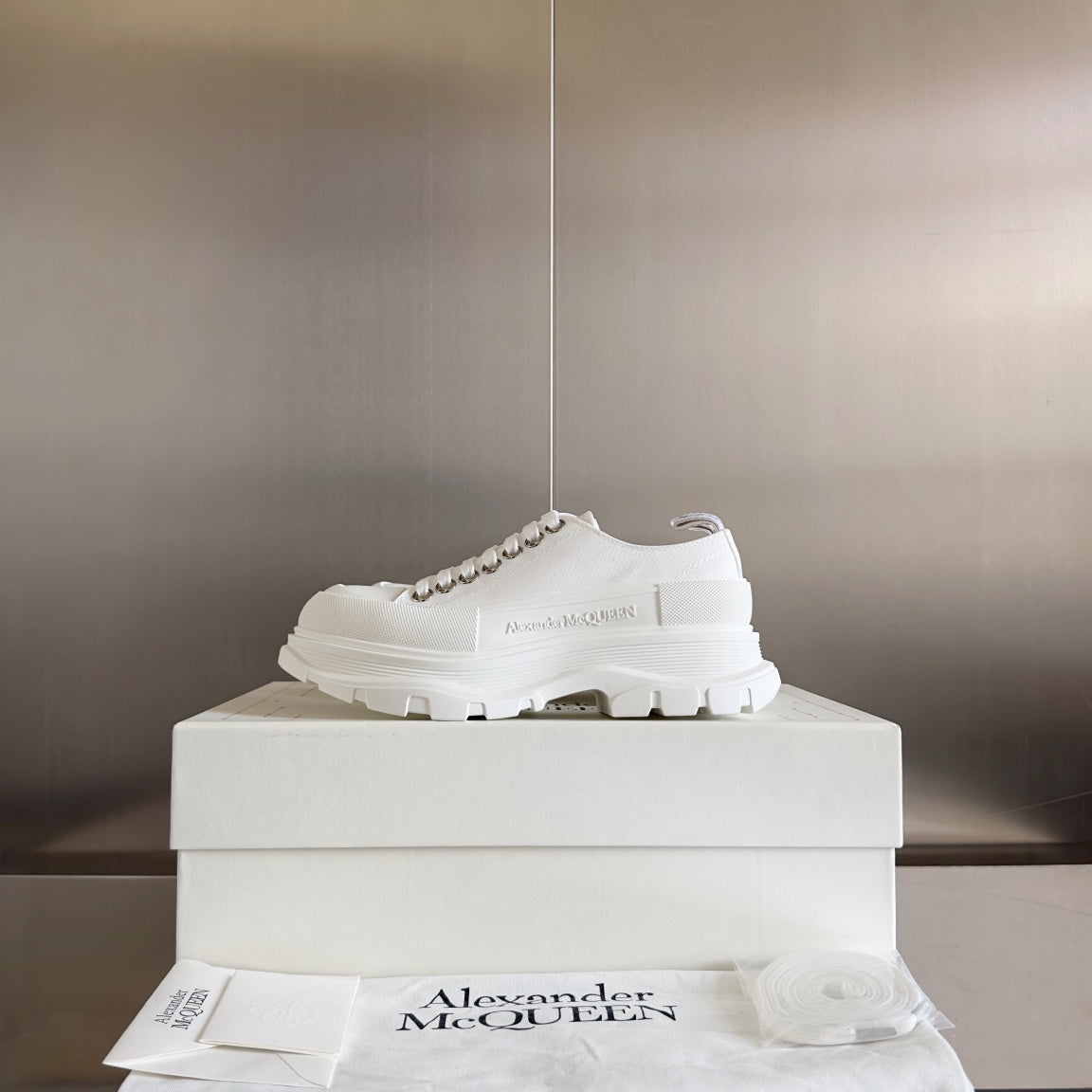 LuxluxHouse Best Quality Shoes Alexander McQueen