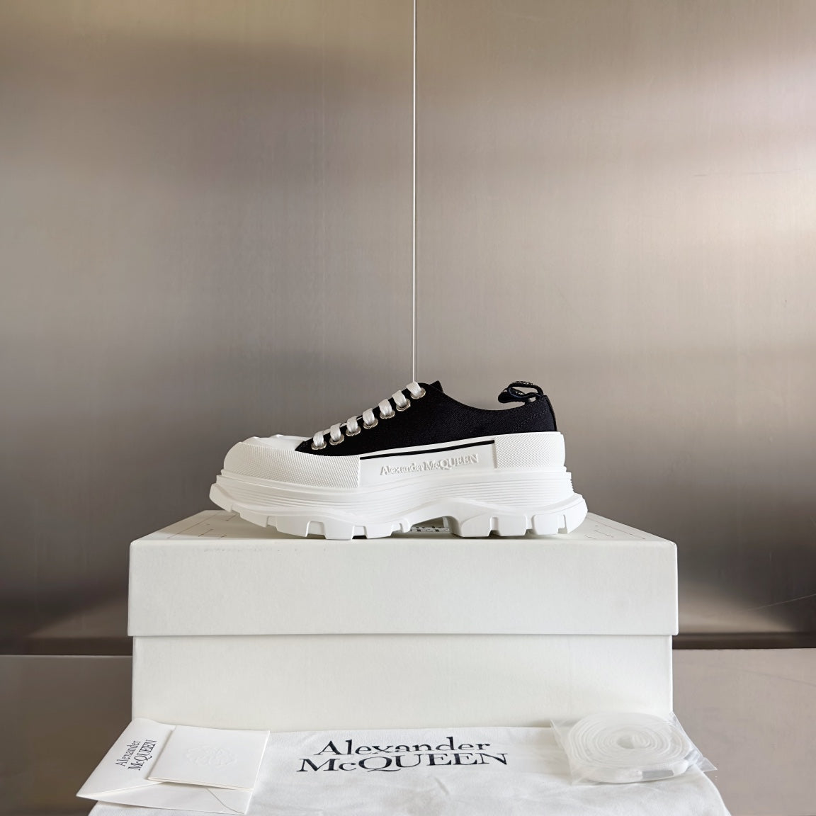 LuxluxHouse Best Quality Shoes Alexander McQueen