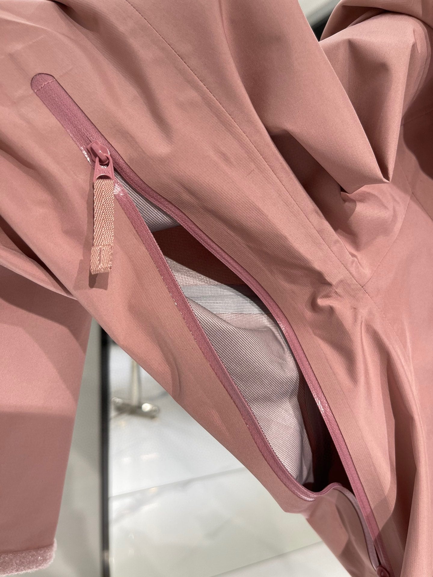 LuxluxHouse Best Quality Clothes Coats & Jackets Arcteryx