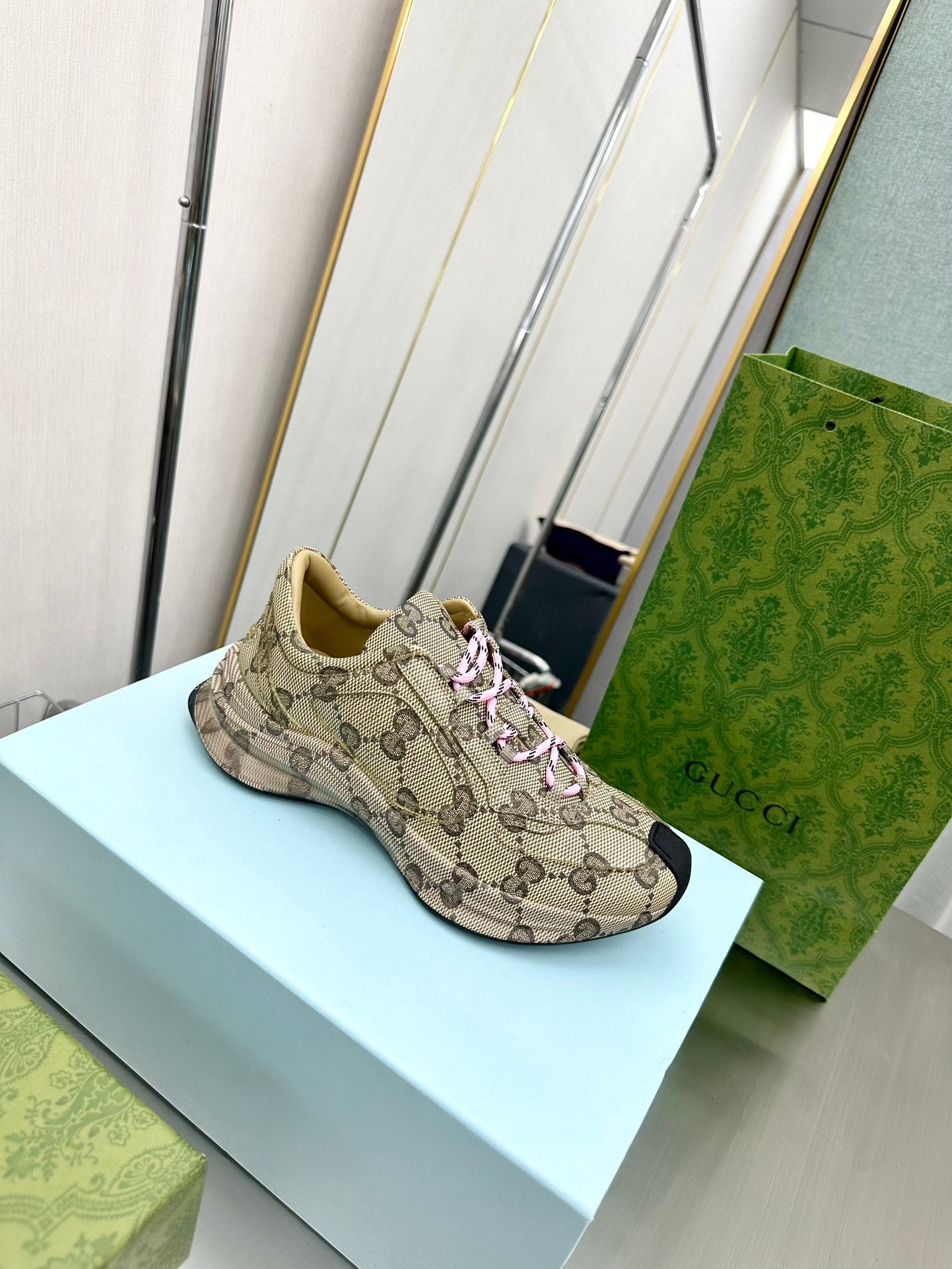 LuxluxHouse Best Quality Gucci Women Shoes