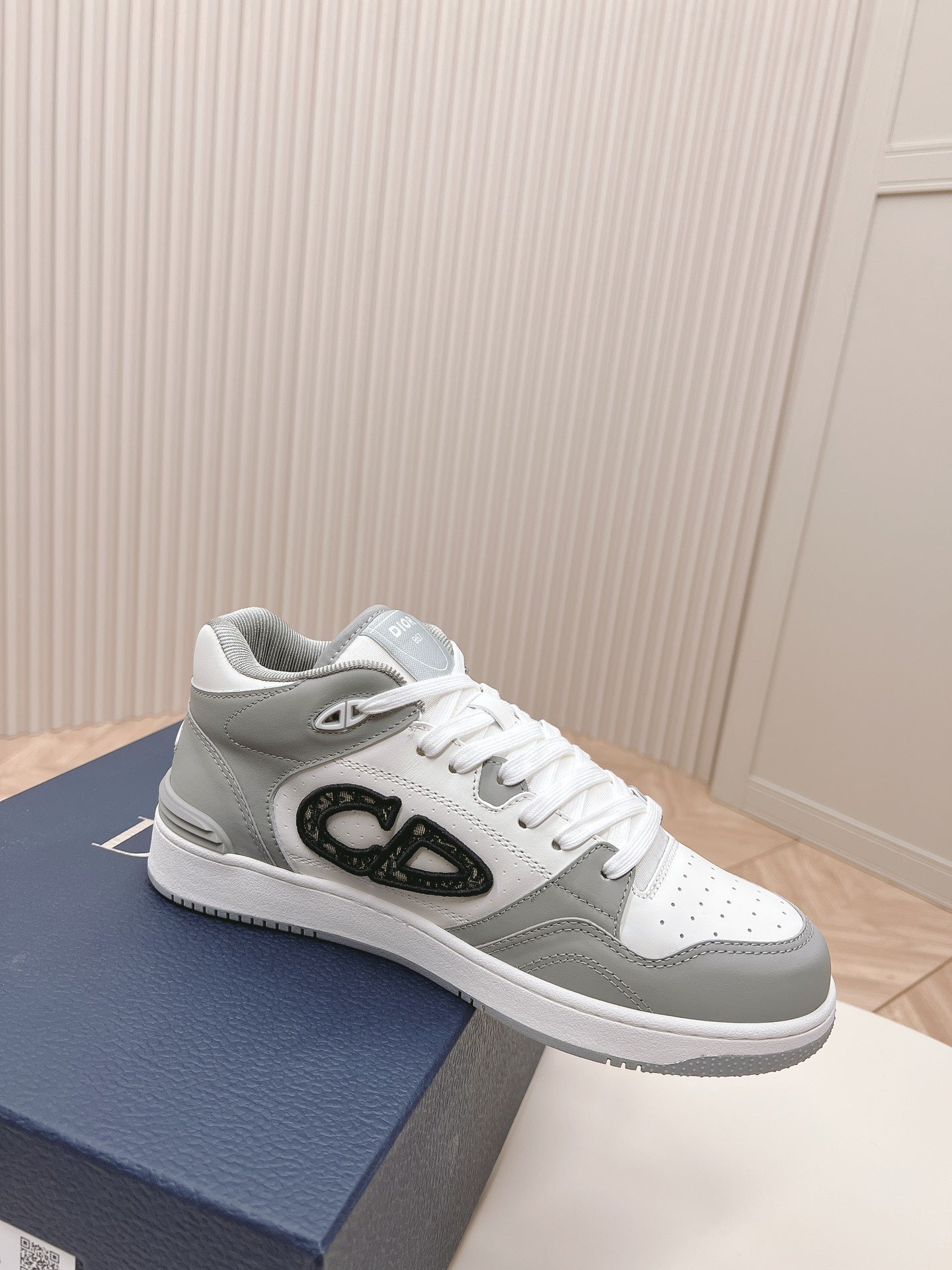 LuxluxHouse Best Quality Shoes Dior