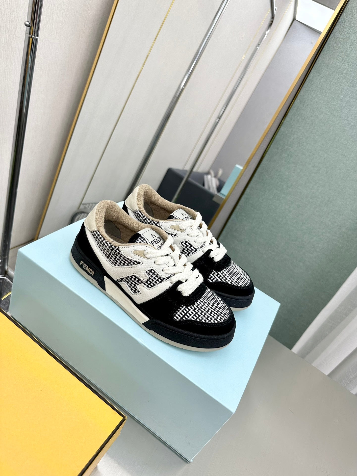 LuxluxHouse Best Quality Fendi Women Shoes
