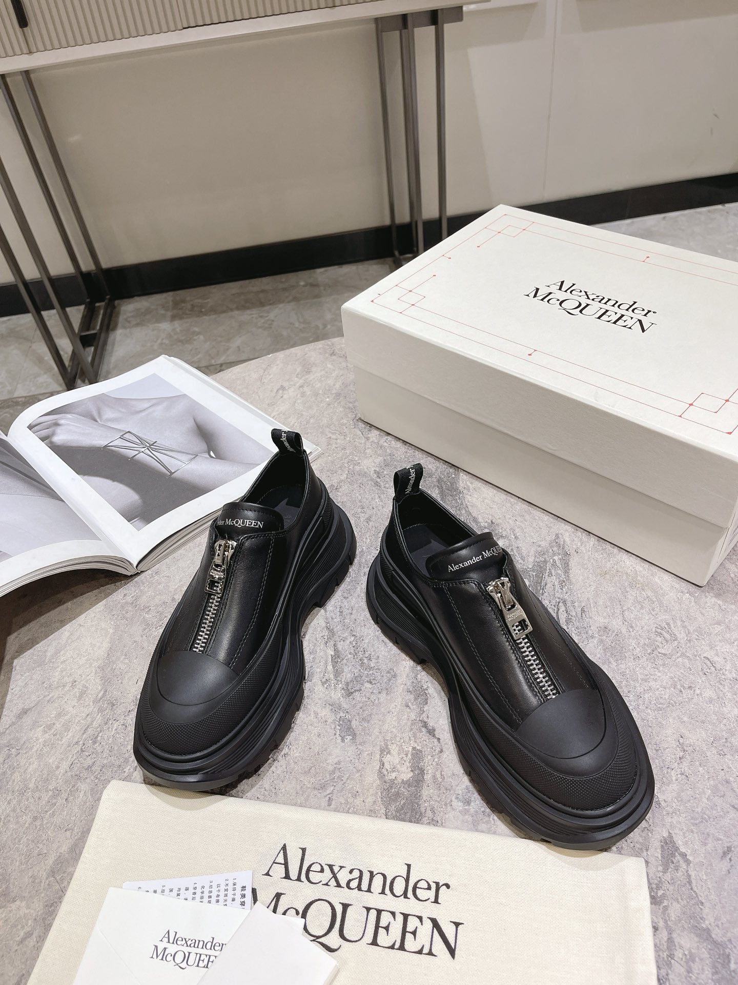 LuxluxHouse Best Quality Shoes Alexander McQueen