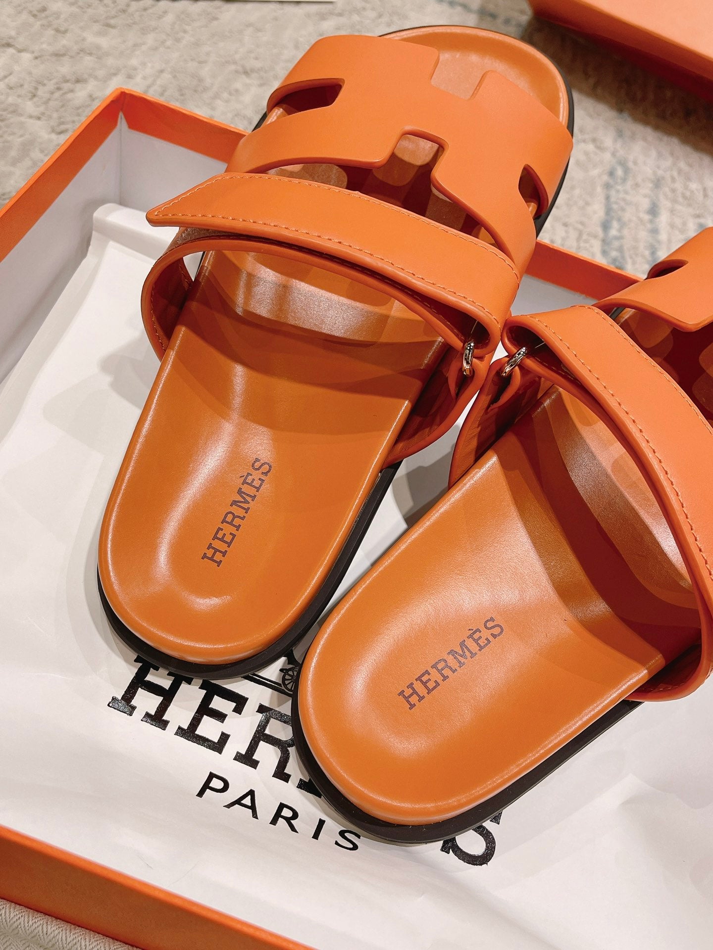 LuxluxHouse Best Quality Sandals Hermes