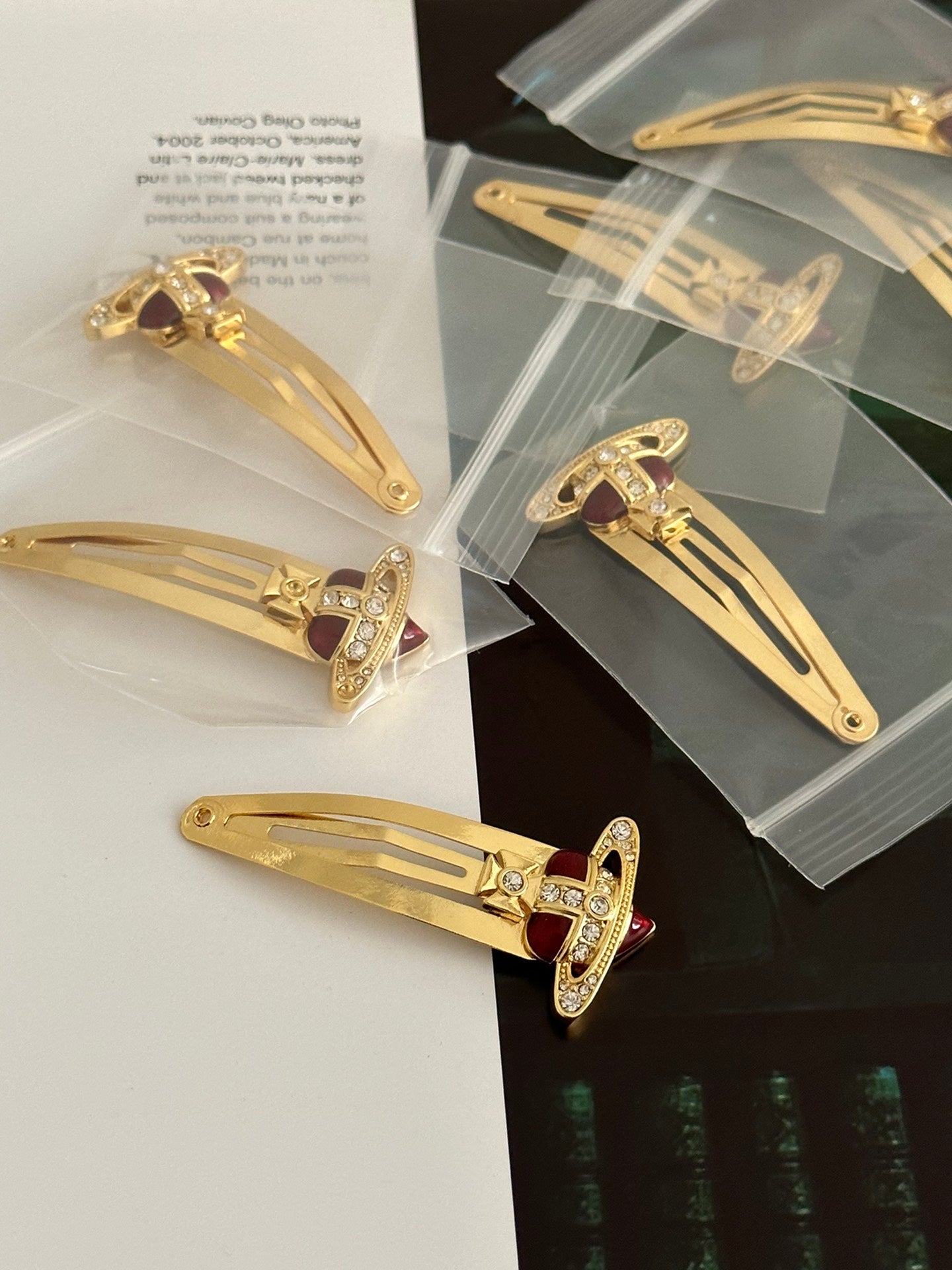 LuxluxHouse Low Price And High Quality Accessories Vivienne Westwood