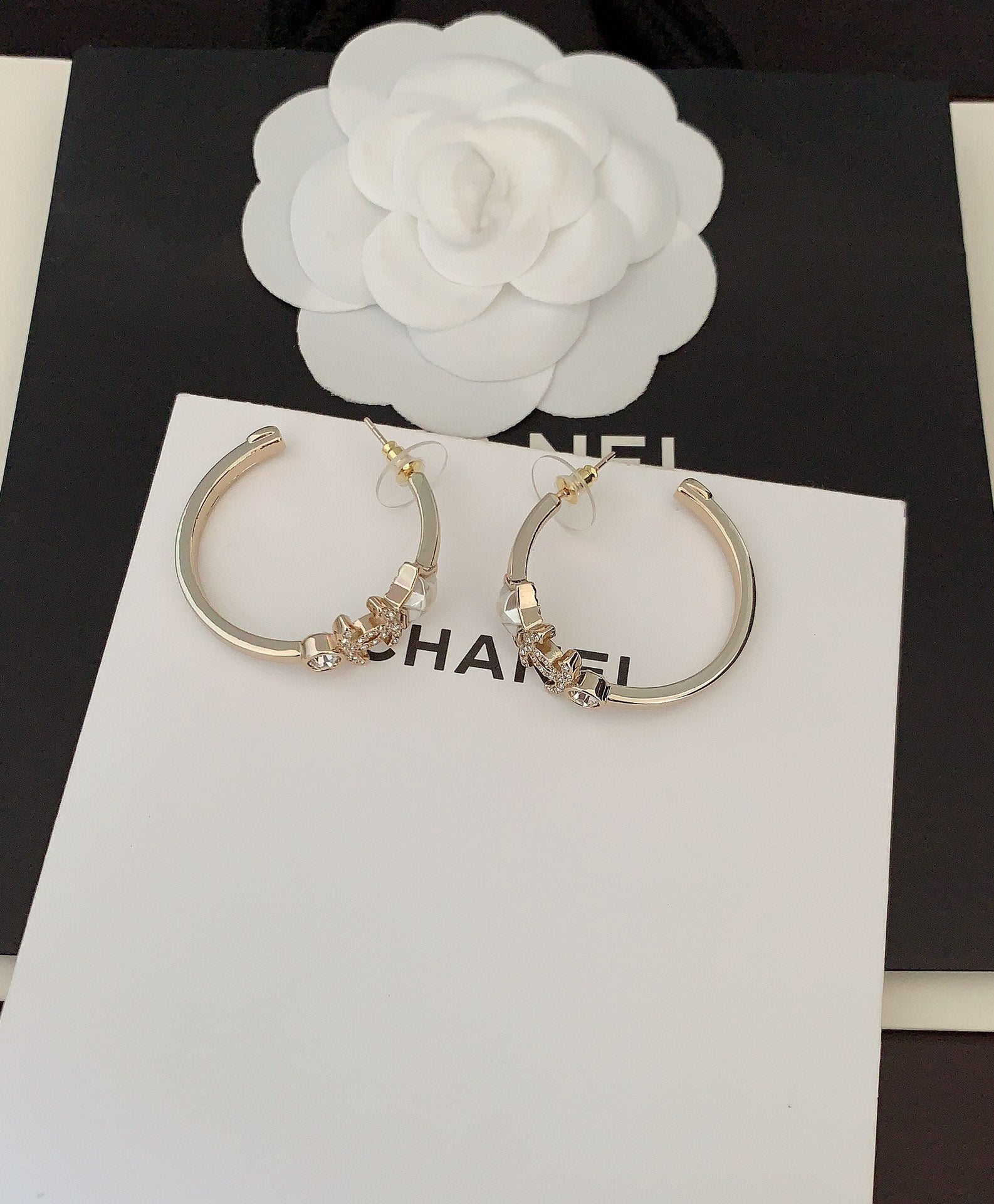 LuxluxHouse Best Quality Accessories Chanel