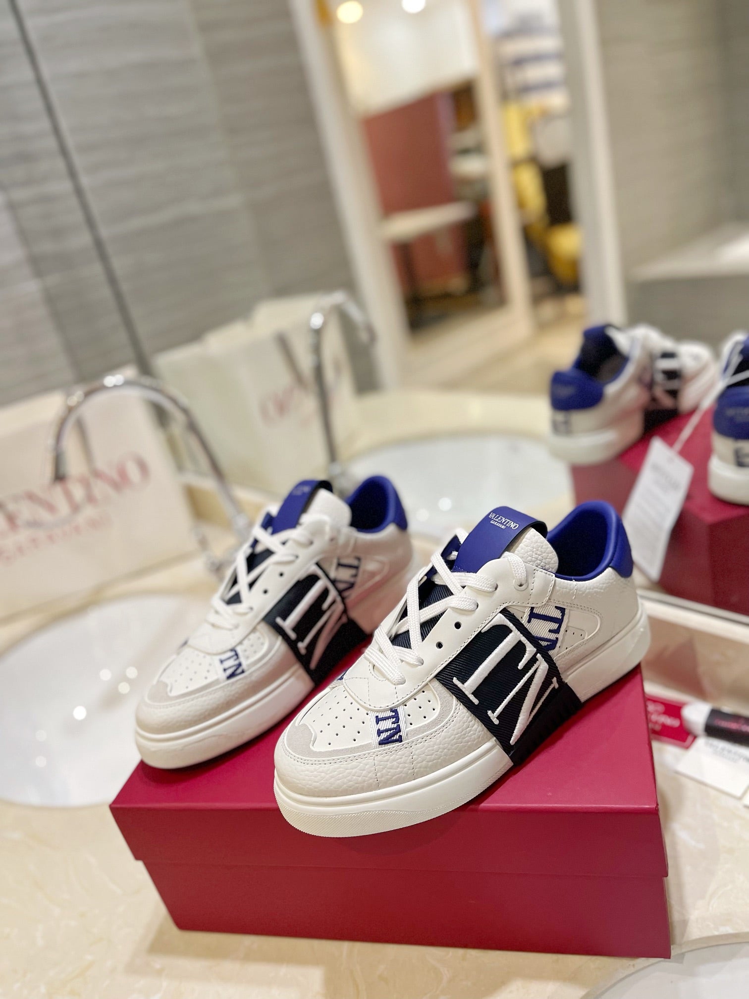 LuxluxHouse Best Quality Valentino Women Shoes