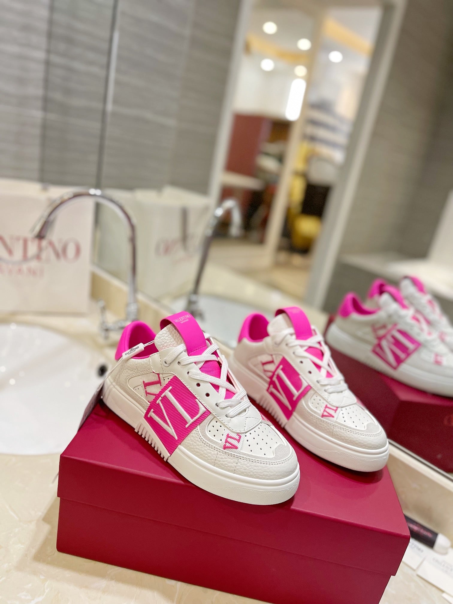 LuxluxHouse Best Quality Valentino Women Shoes