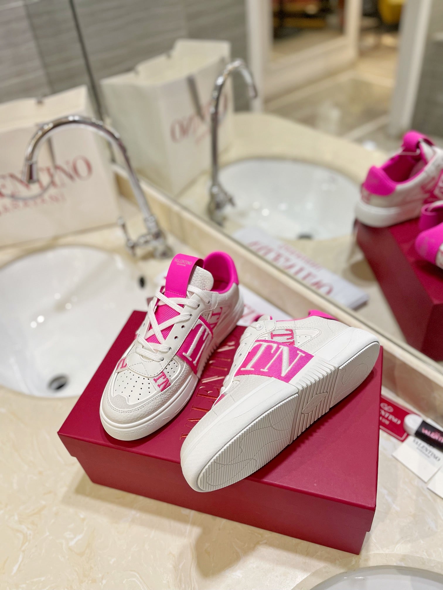 LuxluxHouse Best Quality Valentino Women Shoes