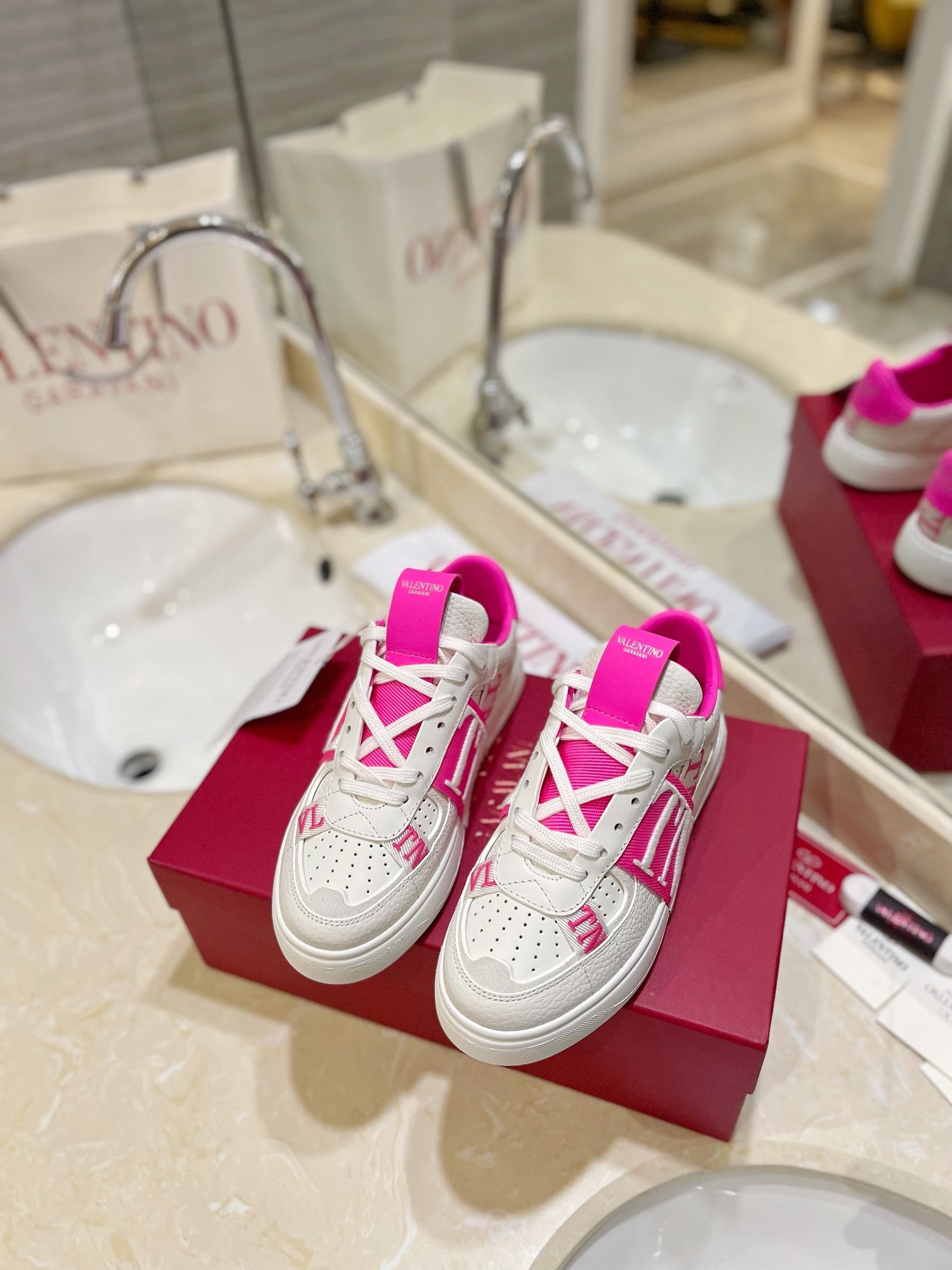 LuxluxHouse Best Quality Valentino Women Shoes