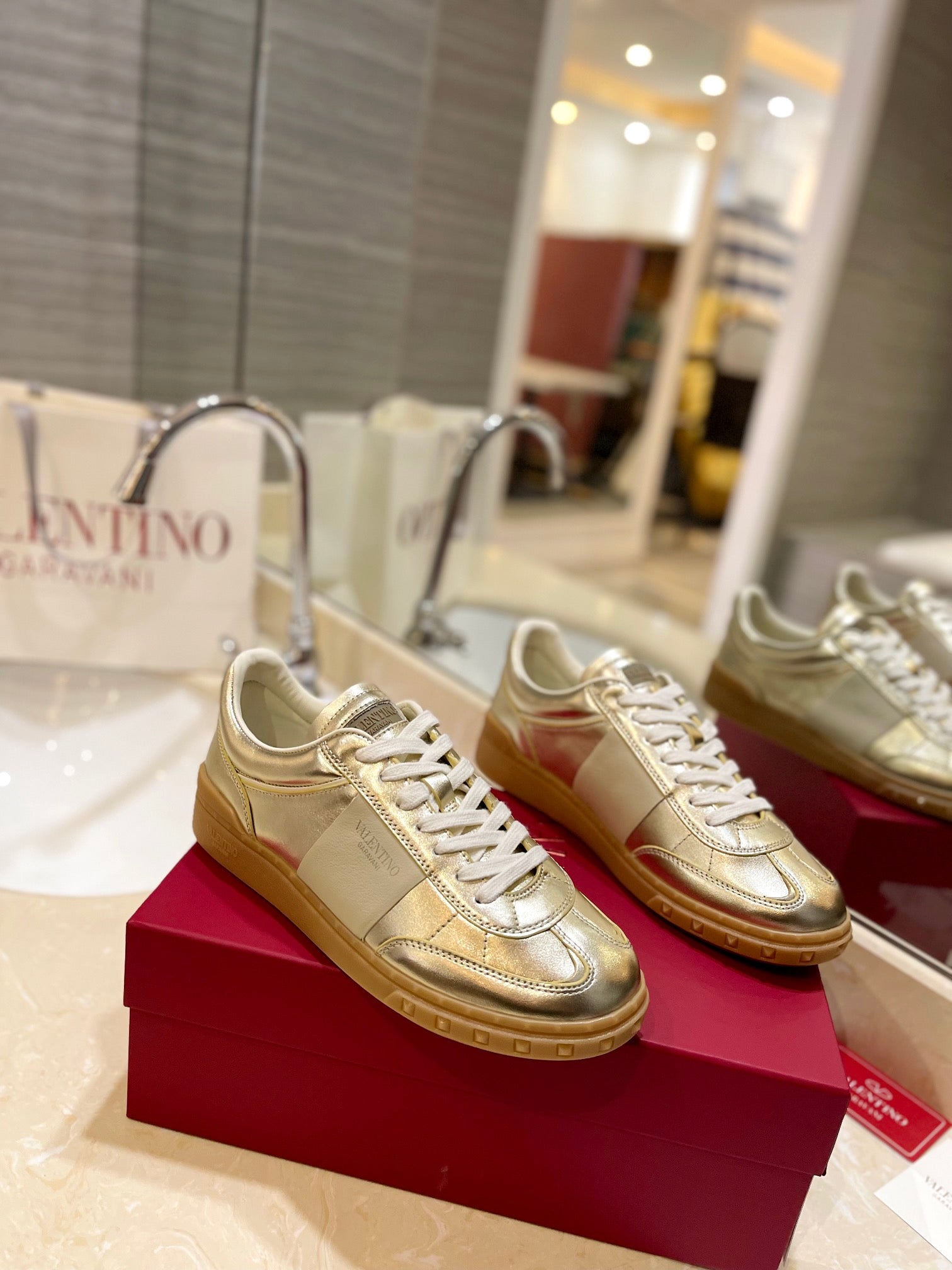 LuxluxHouse Best Quality Valentino Women Shoes