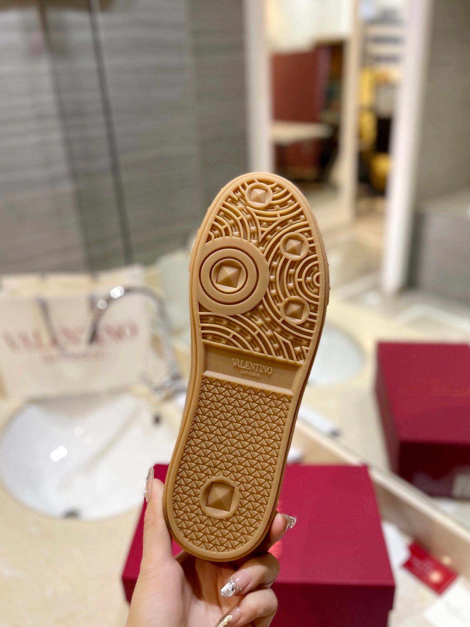 LuxluxHouse Best Quality Valentino Women Shoes
