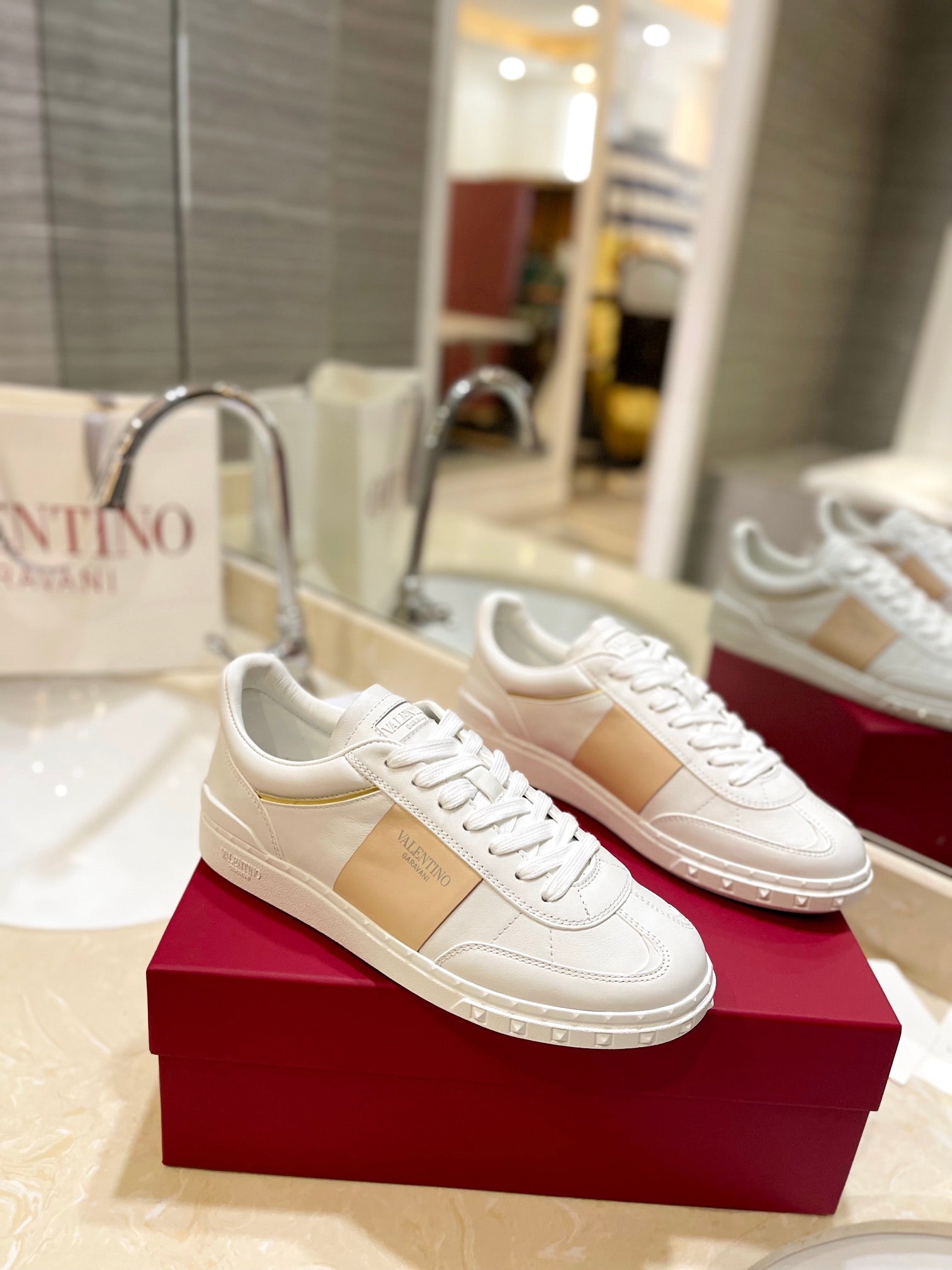 LuxluxHouse Best Quality Valentino Women Shoes