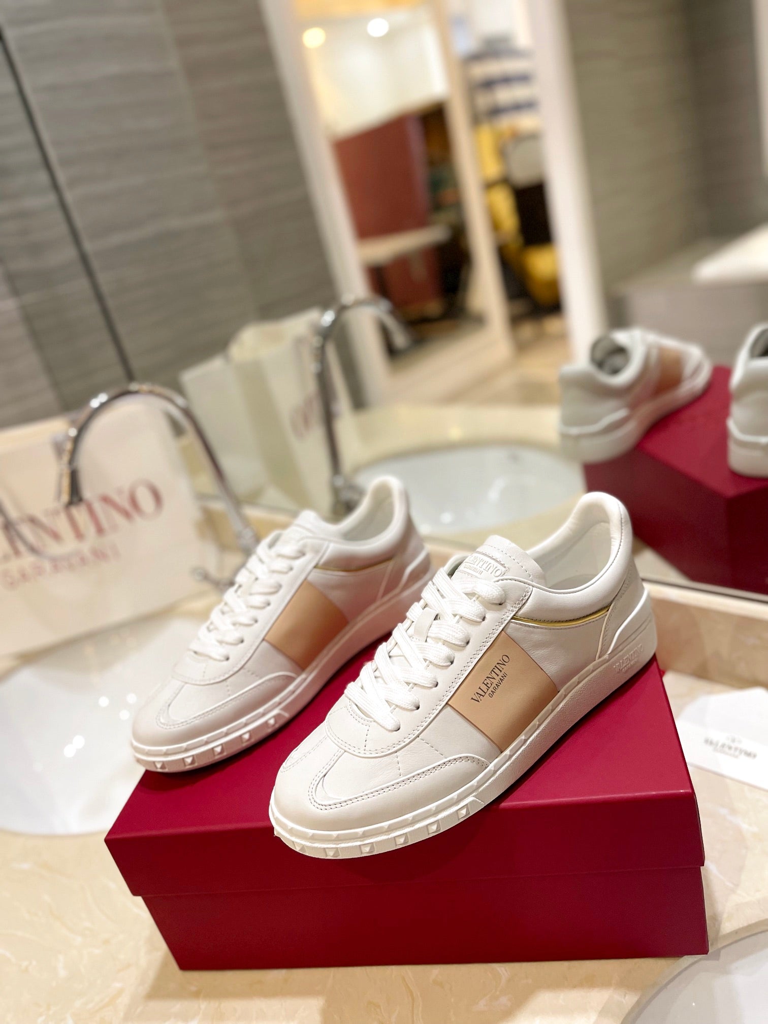 LuxluxHouse Best Quality Valentino Women Shoes