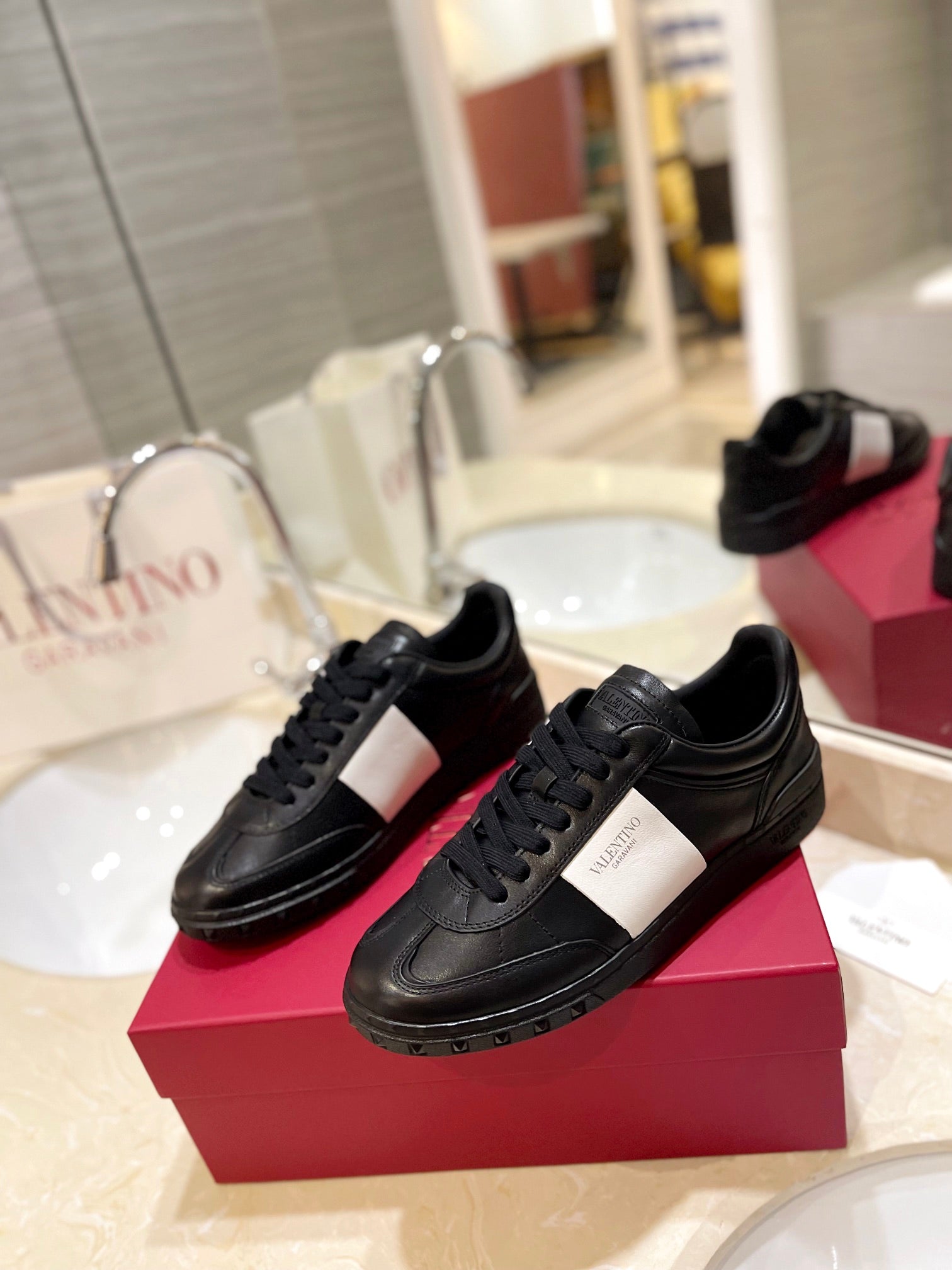 LuxluxHouse Best Quality Valentino Women Shoes