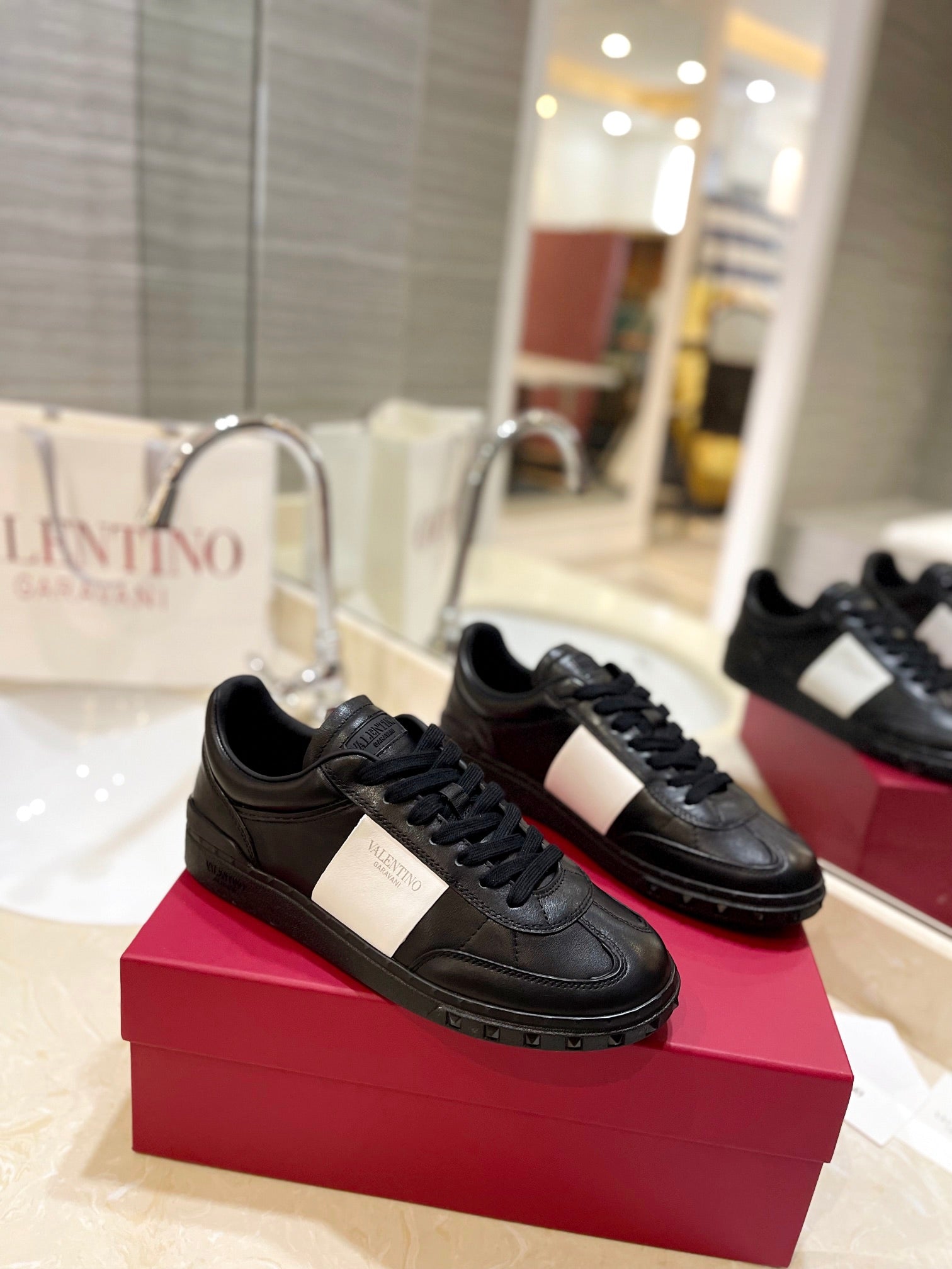 LuxluxHouse Best Quality Valentino Women Shoes