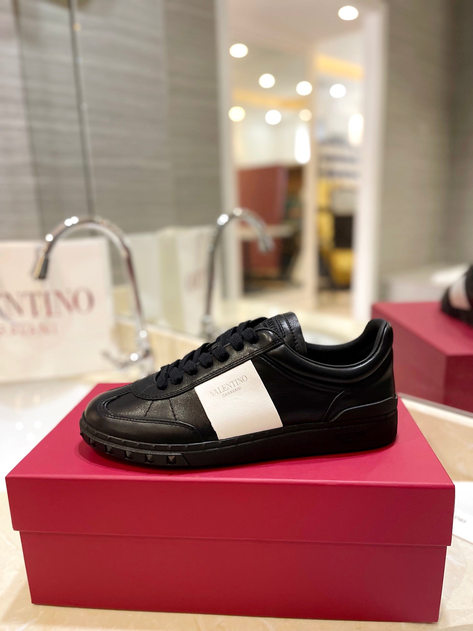 LuxluxHouse Best Quality Valentino Women Shoes