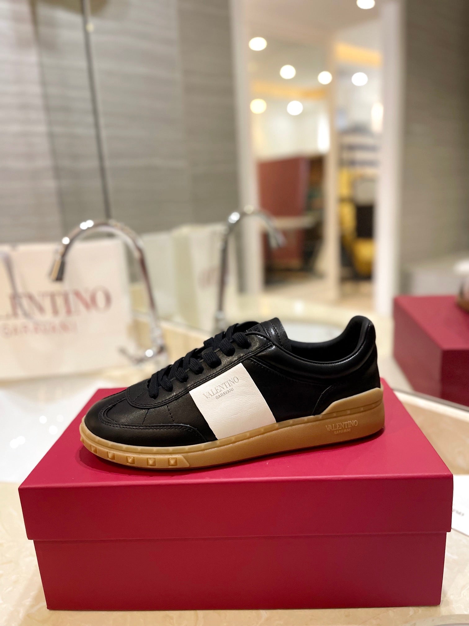 LuxluxHouse Best Quality Valentino Women Shoes