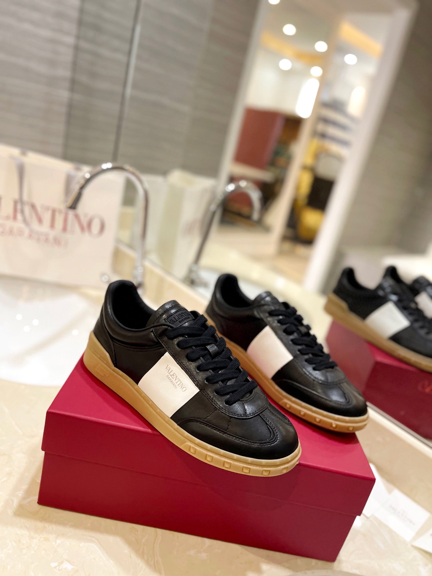 LuxluxHouse Best Quality Valentino Women Shoes