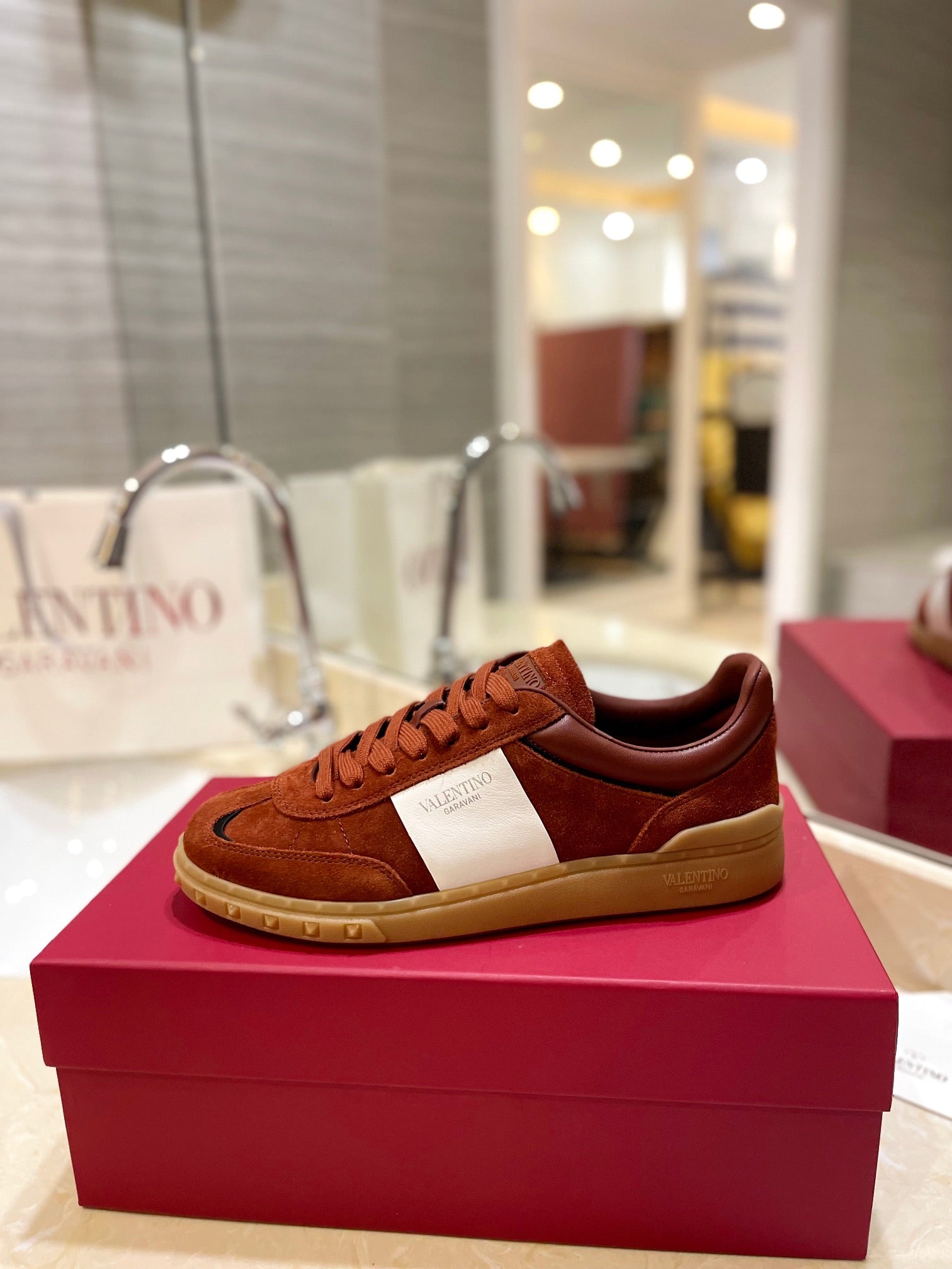 LuxluxHouse Best Quality Valentino Women Shoes