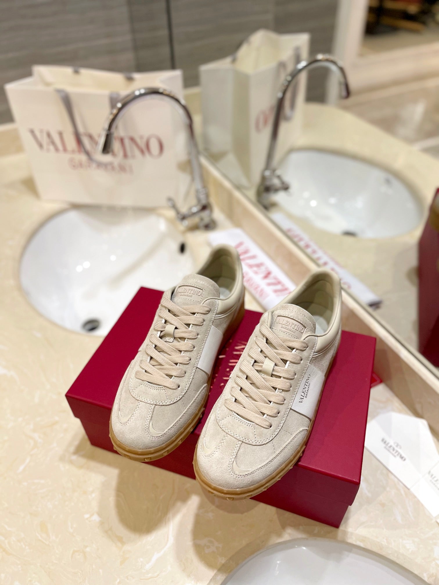 LuxluxHouse Best Quality Valentino Women Shoes