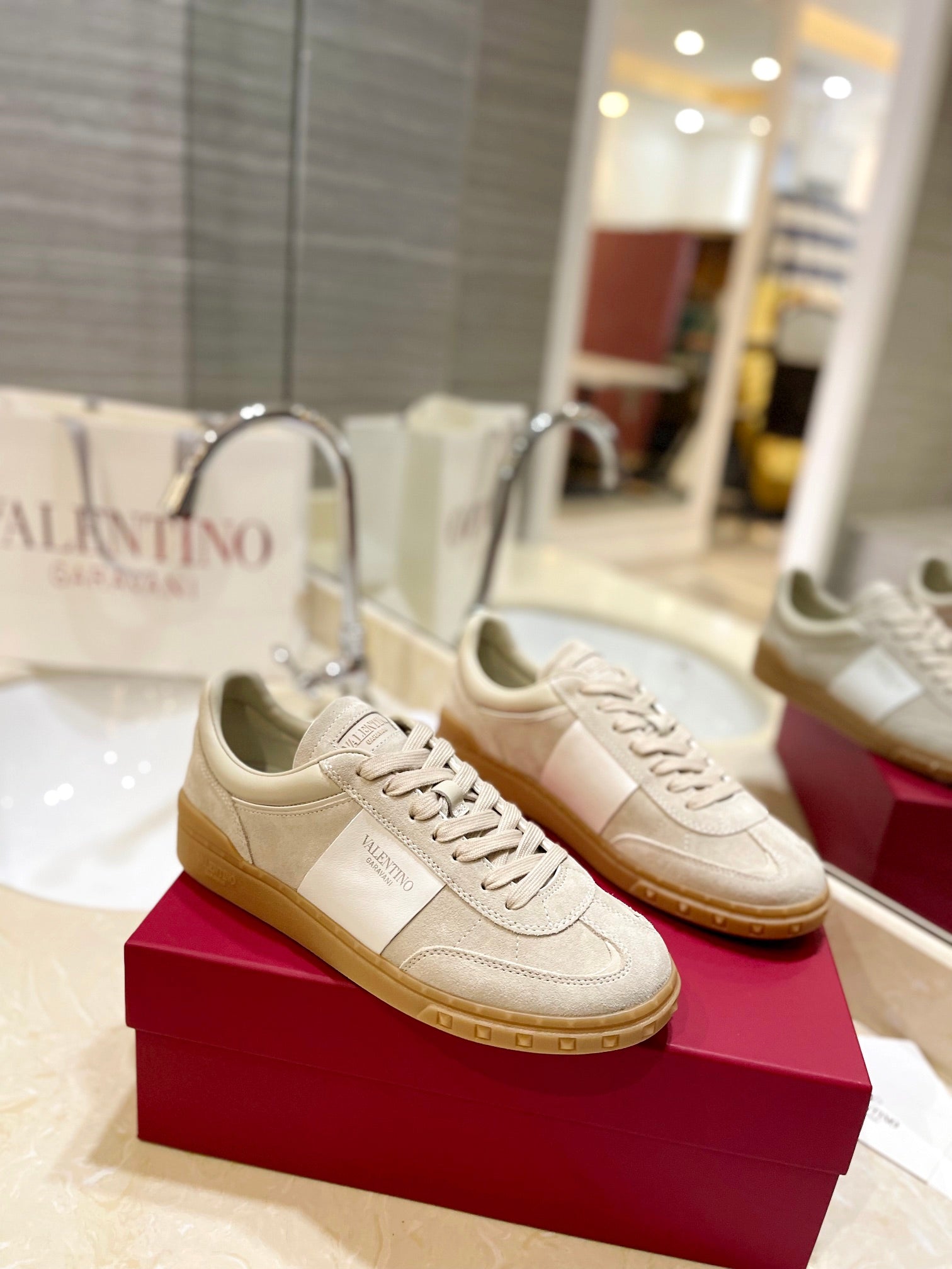 LuxluxHouse Best Quality Valentino Women Shoes