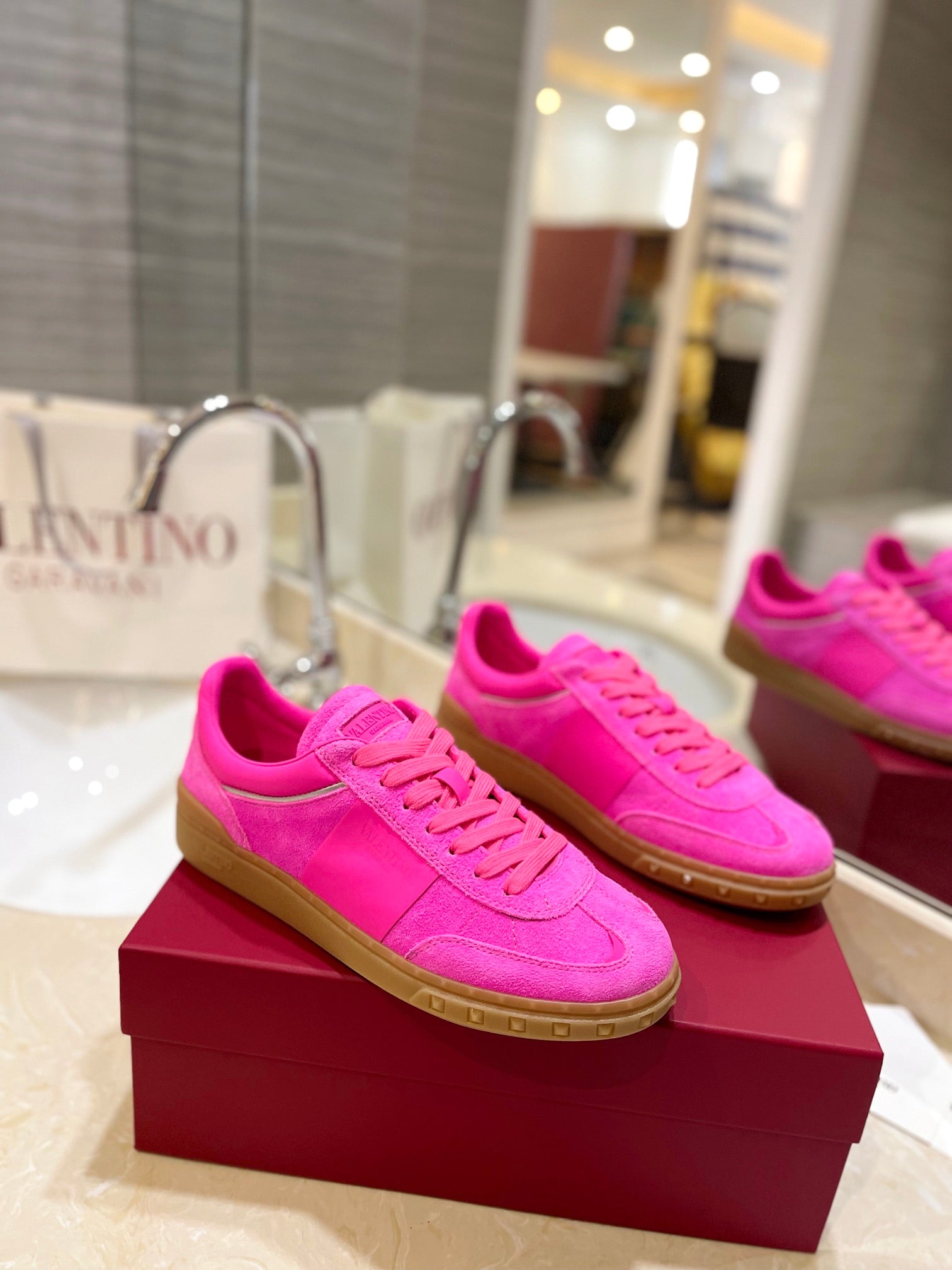 LuxluxHouse Best Quality Valentino Women Shoes