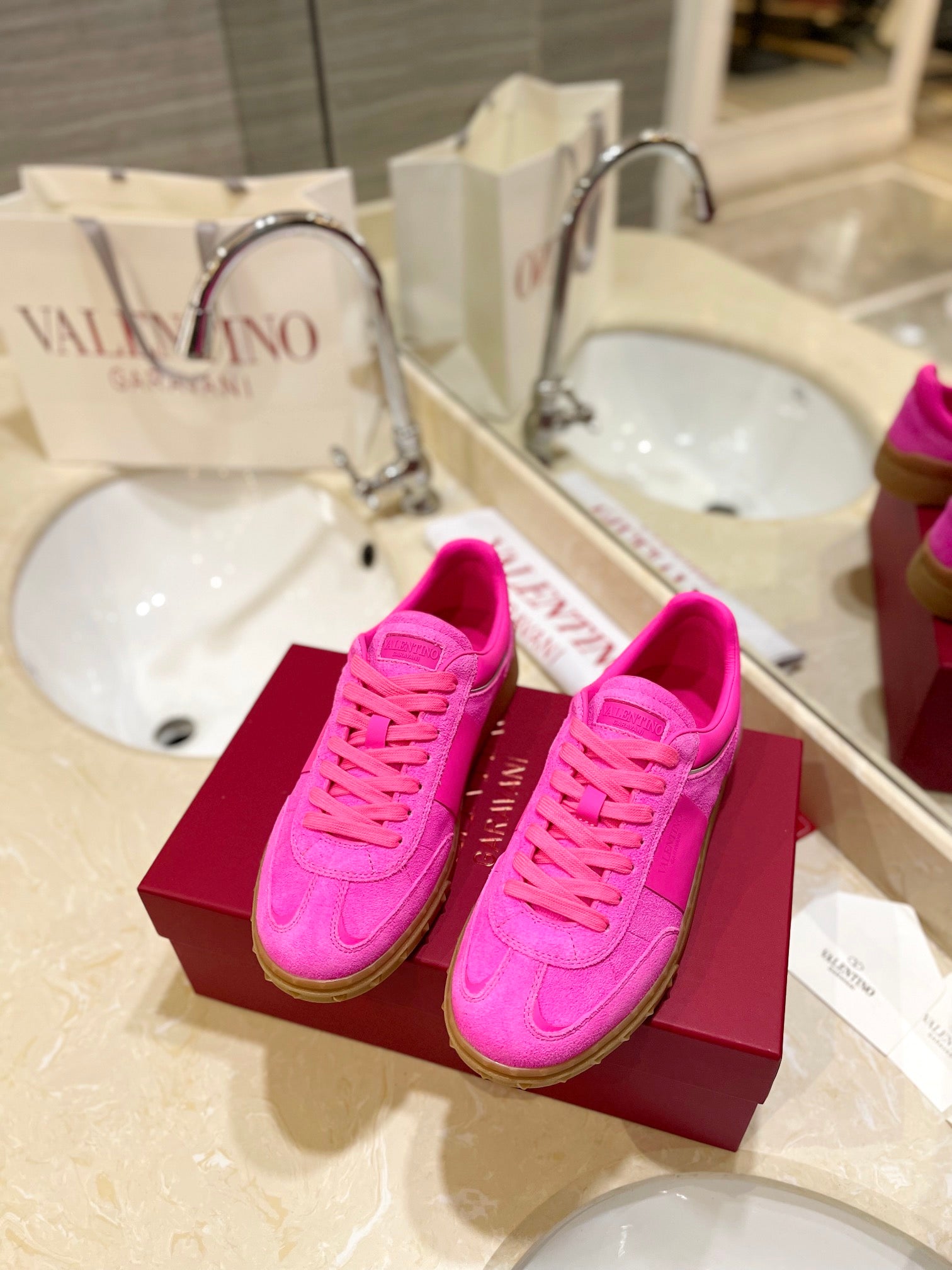 LuxluxHouse Best Quality Valentino Women Shoes