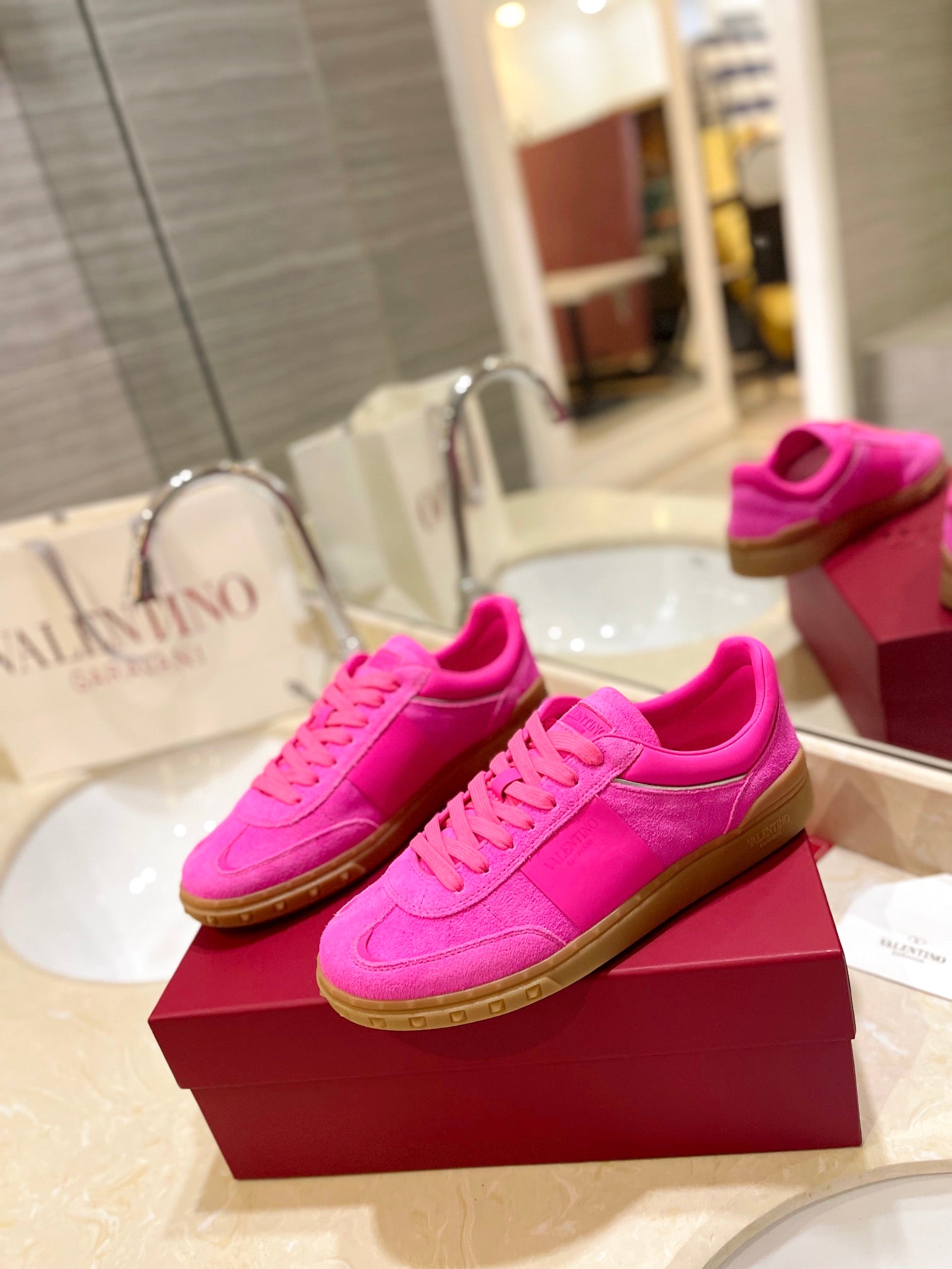 LuxluxHouse Best Quality Valentino Women Shoes