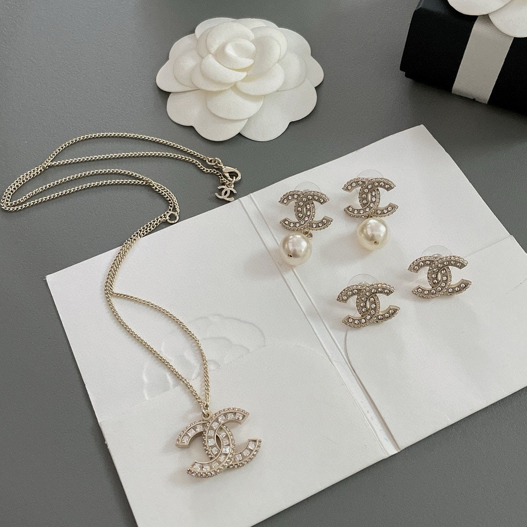 LuxluxHouse Best Quality Accessories Chanel Earrings