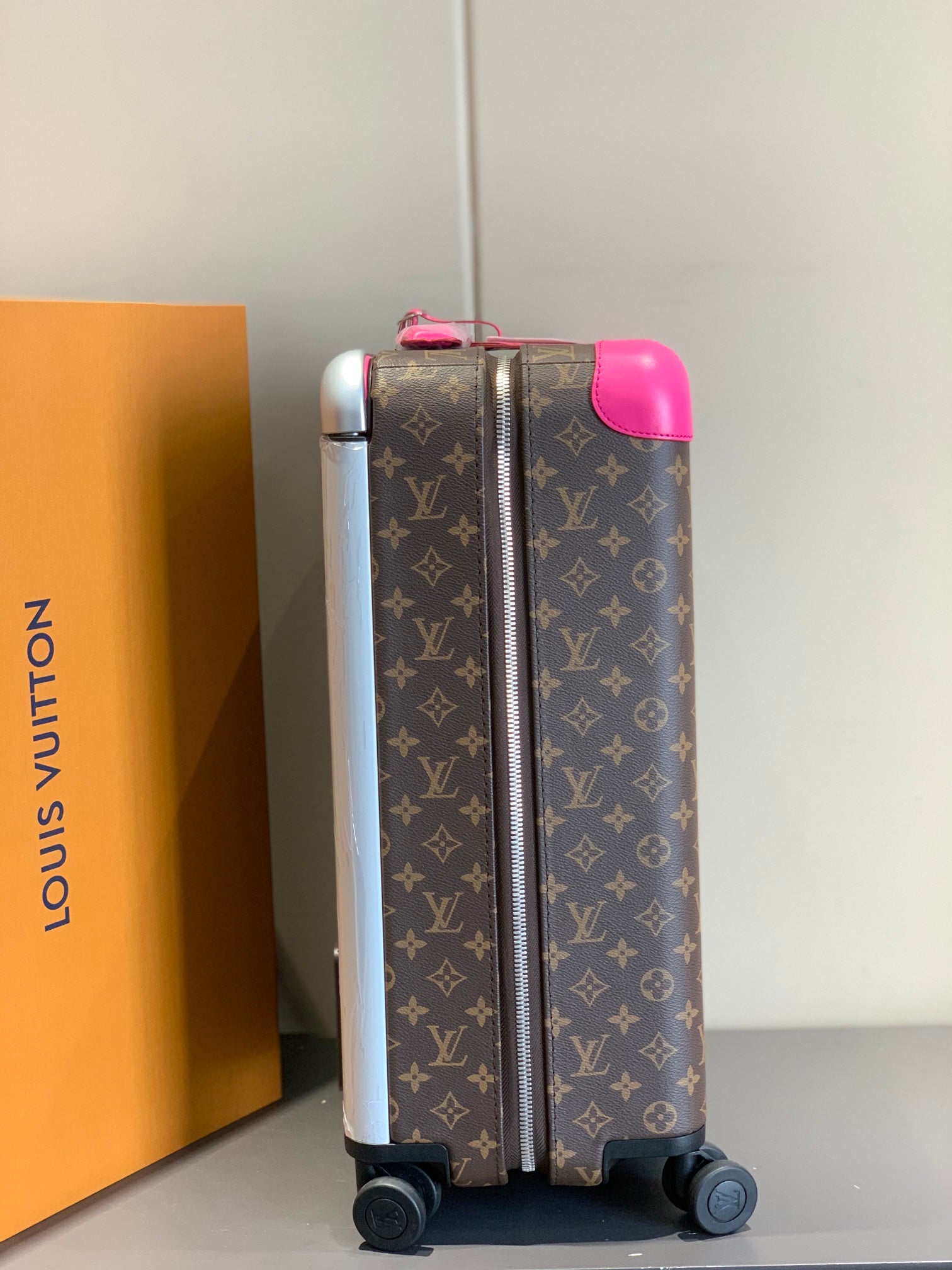 LuxluxHouse Best Quality Bags Luggage