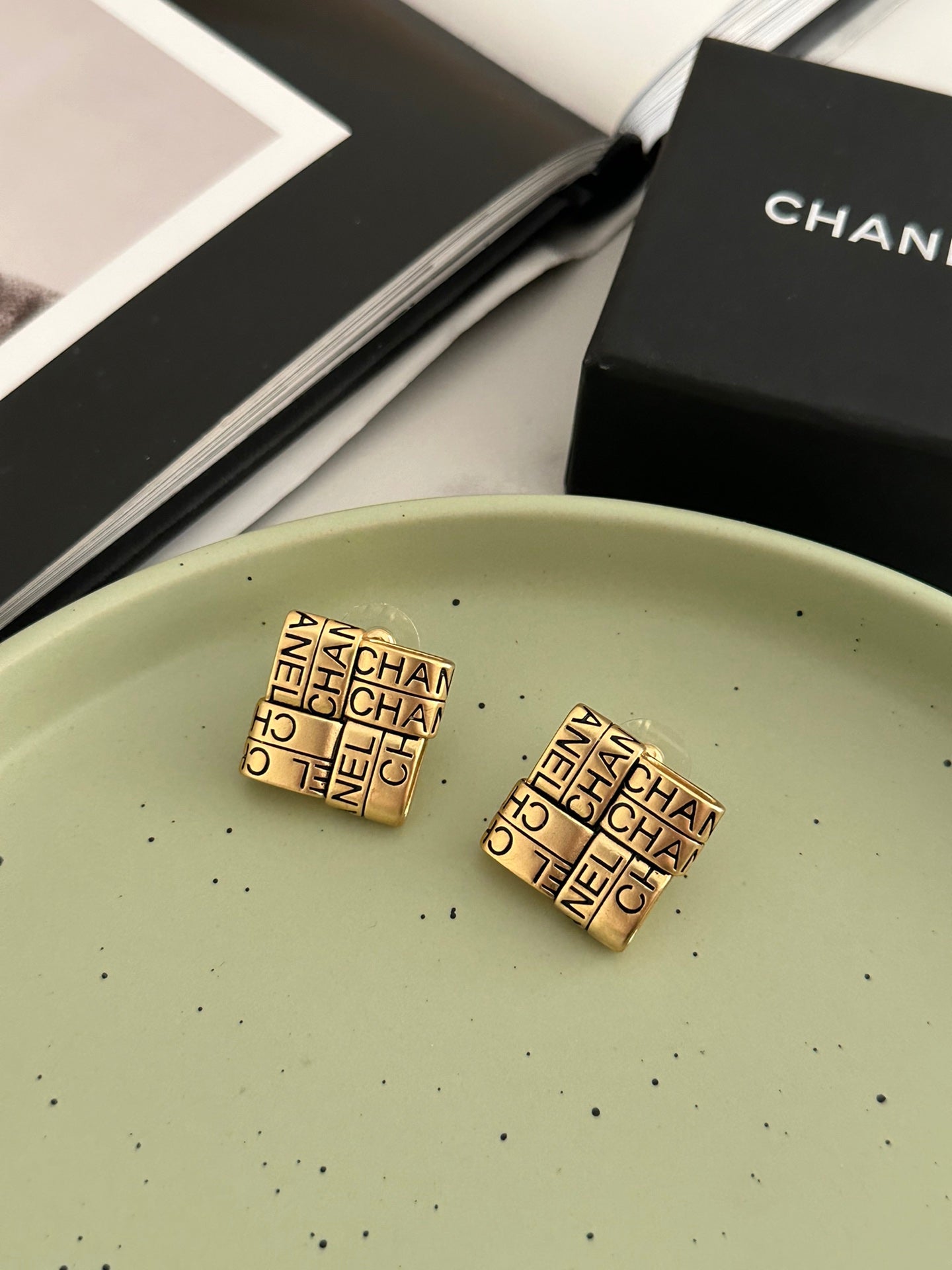LuxluxHouse Low Price And High Quality Accessories Chanel