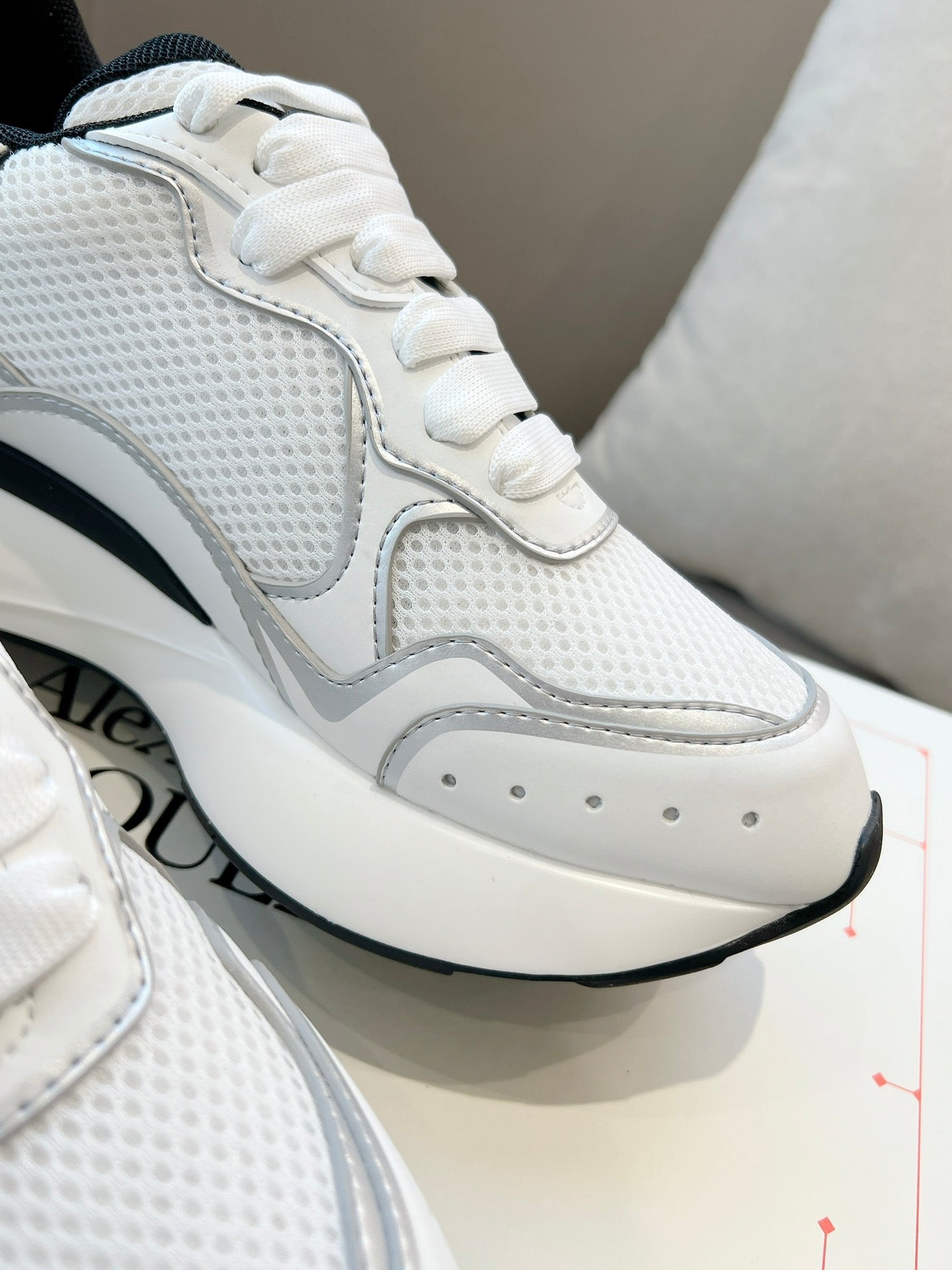 LuxluxHouse Best Quality Shoes Alexander McQueen