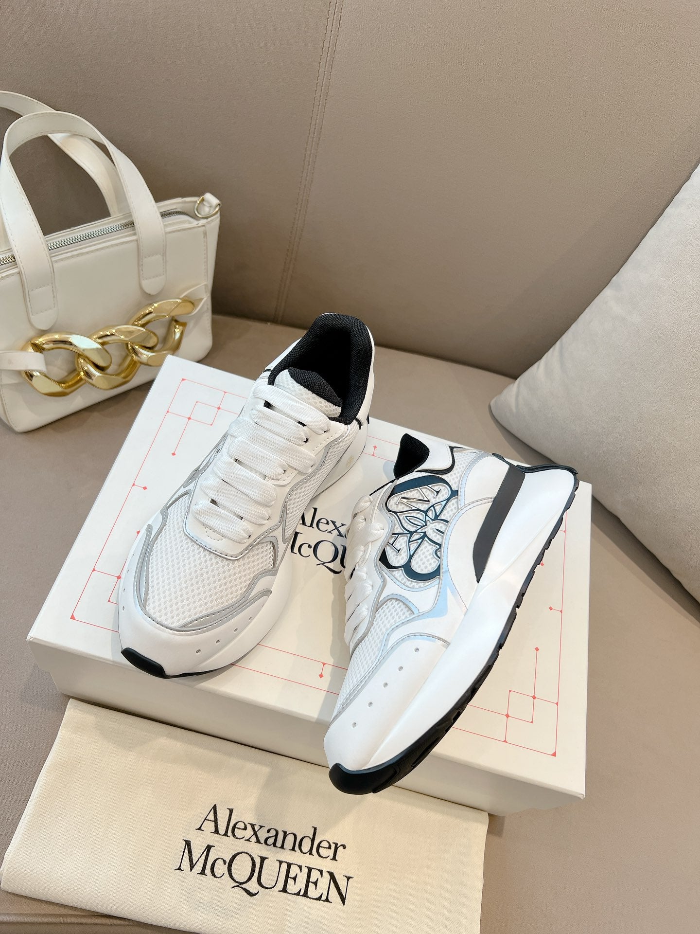 LuxluxHouse Best Quality Shoes Alexander McQueen