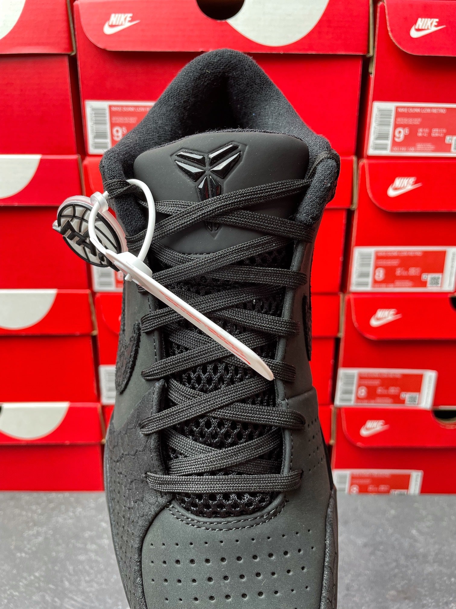 Max/WKB Batch-Nike Zoom Kobe 4 Protro “Black Mamba”
