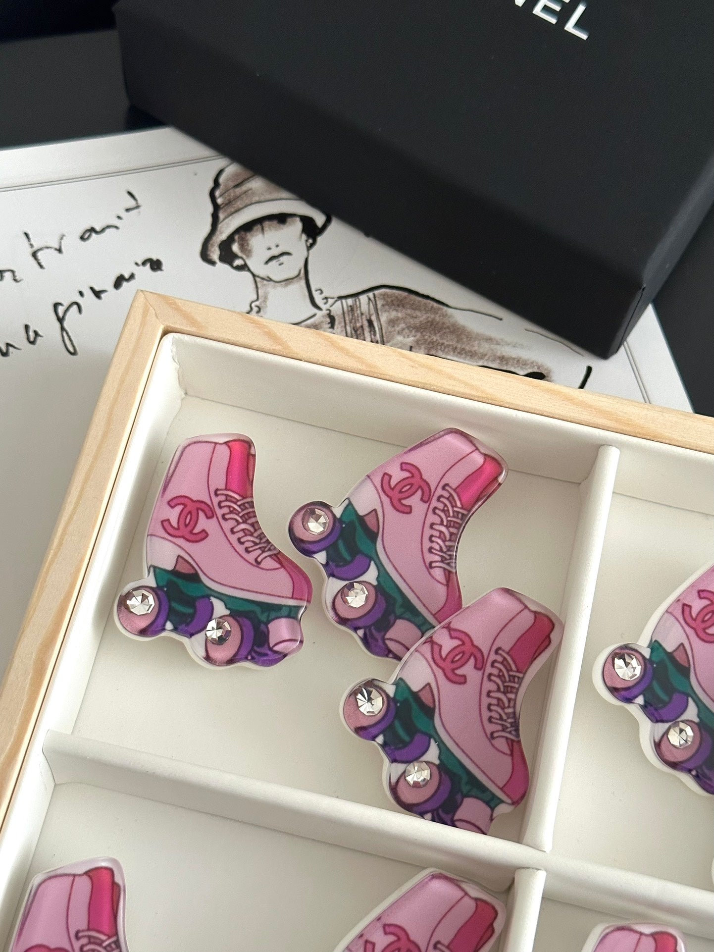 LuxluxHouse Low Price And High Quality Accessories Chanel