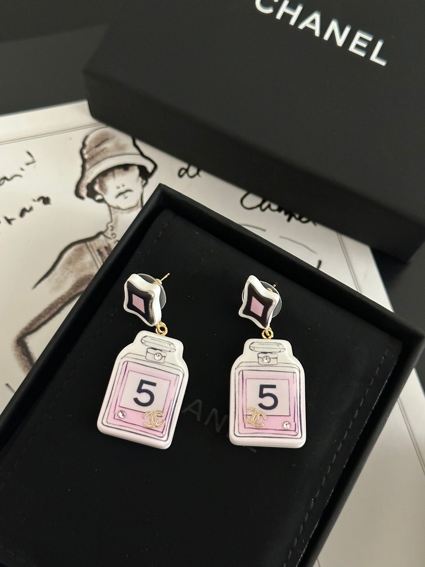 LuxluxHouse Low Price And High Quality Accessories Chanel