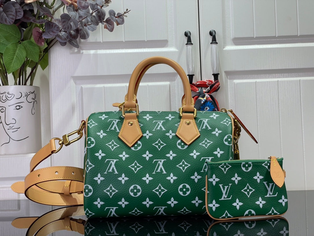 LuxluxHouse Best Quality Bags Louis Vuitton Women Men