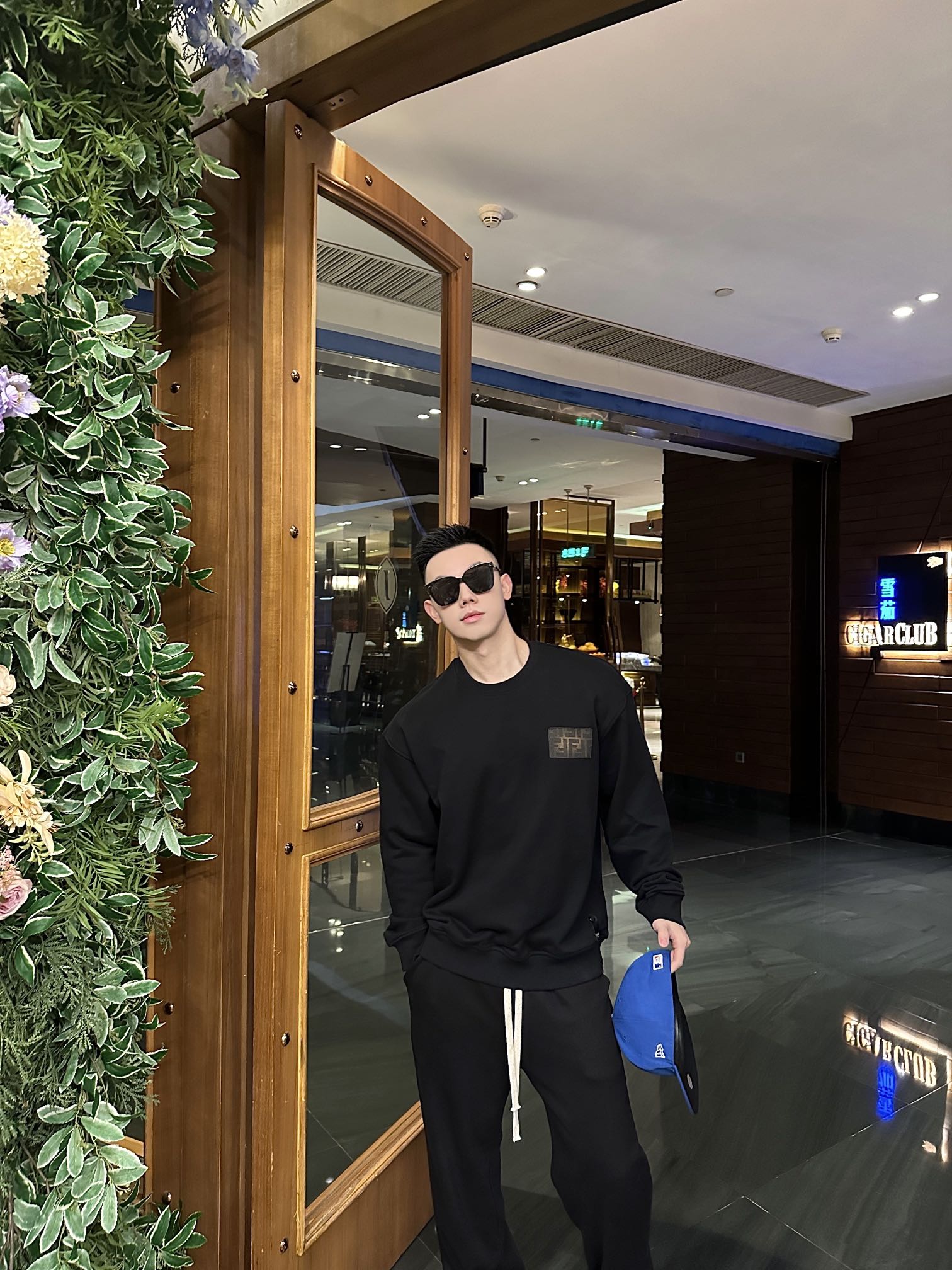 LuxluxHouse Best Quality Clothes Fendi Hoodie & Sweater
