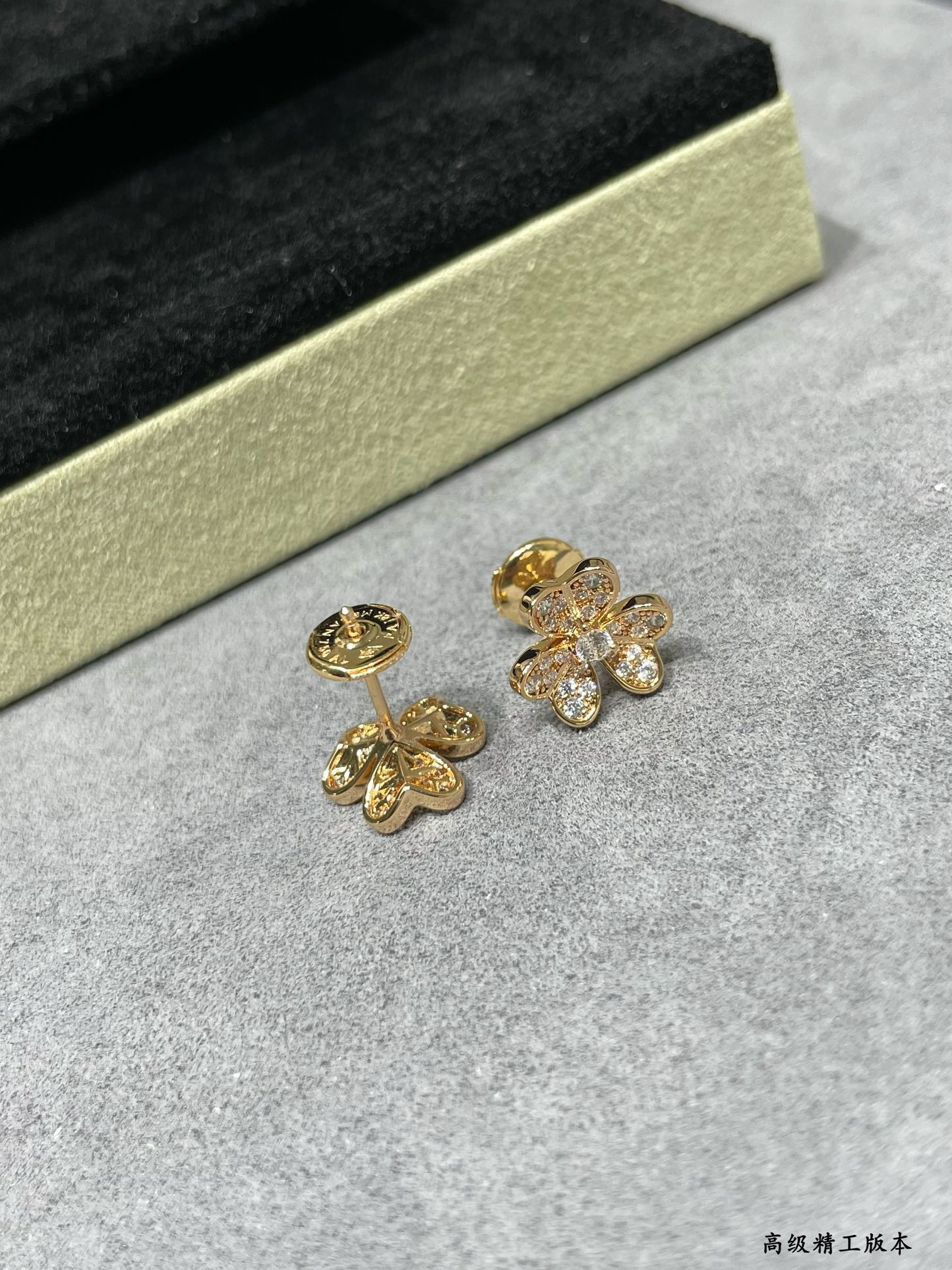 LuxluxHouse Best Quality Accessories Van Cleef & Arpels