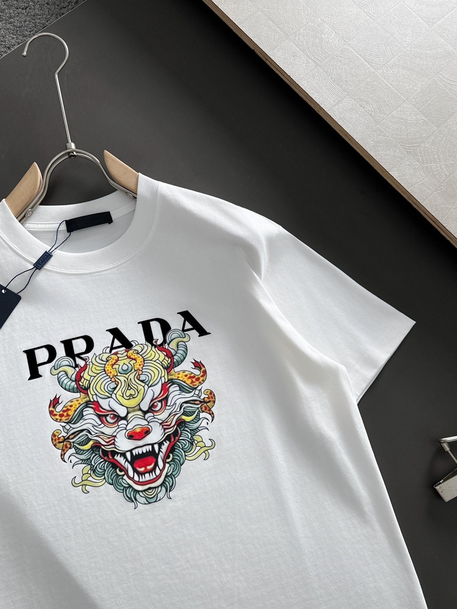 LuxluxHouse Best Quality Clothes T-shirt Prada