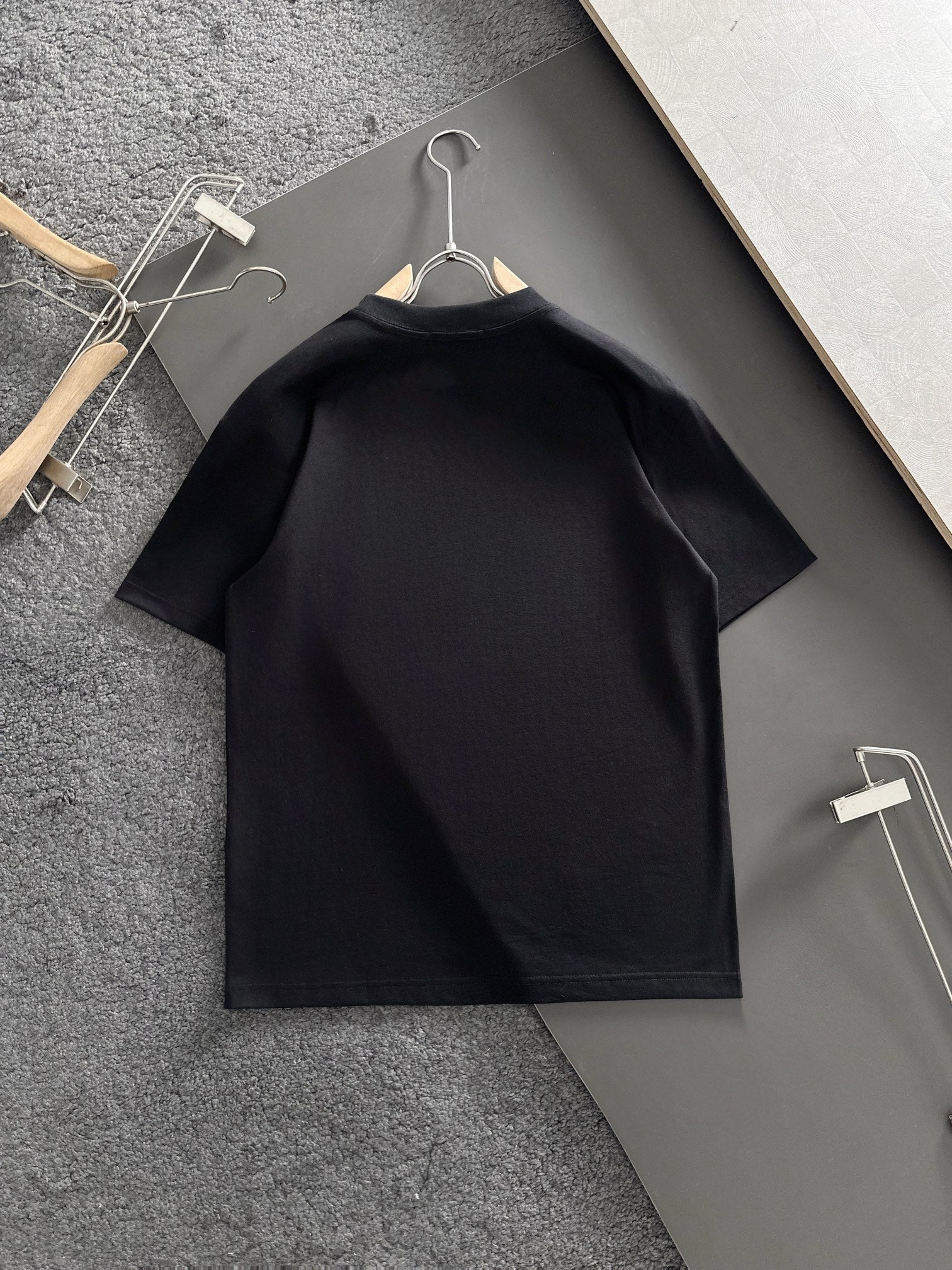 LuxluxHouse Best Quality Clothes T-shirt Prada