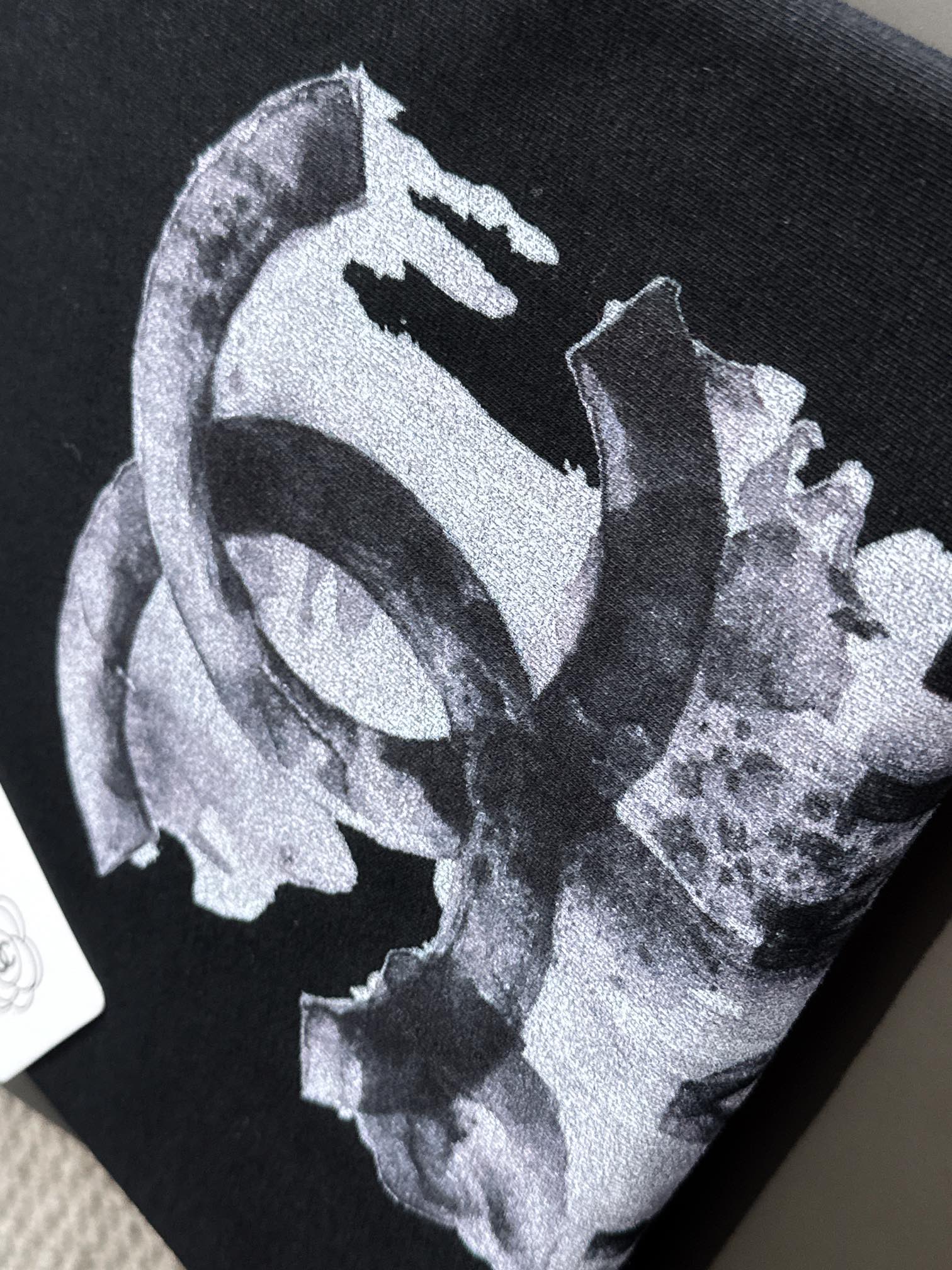 LuxluxHouse Best Quality Clothes T-shirt Chanel & Maison Margiela
