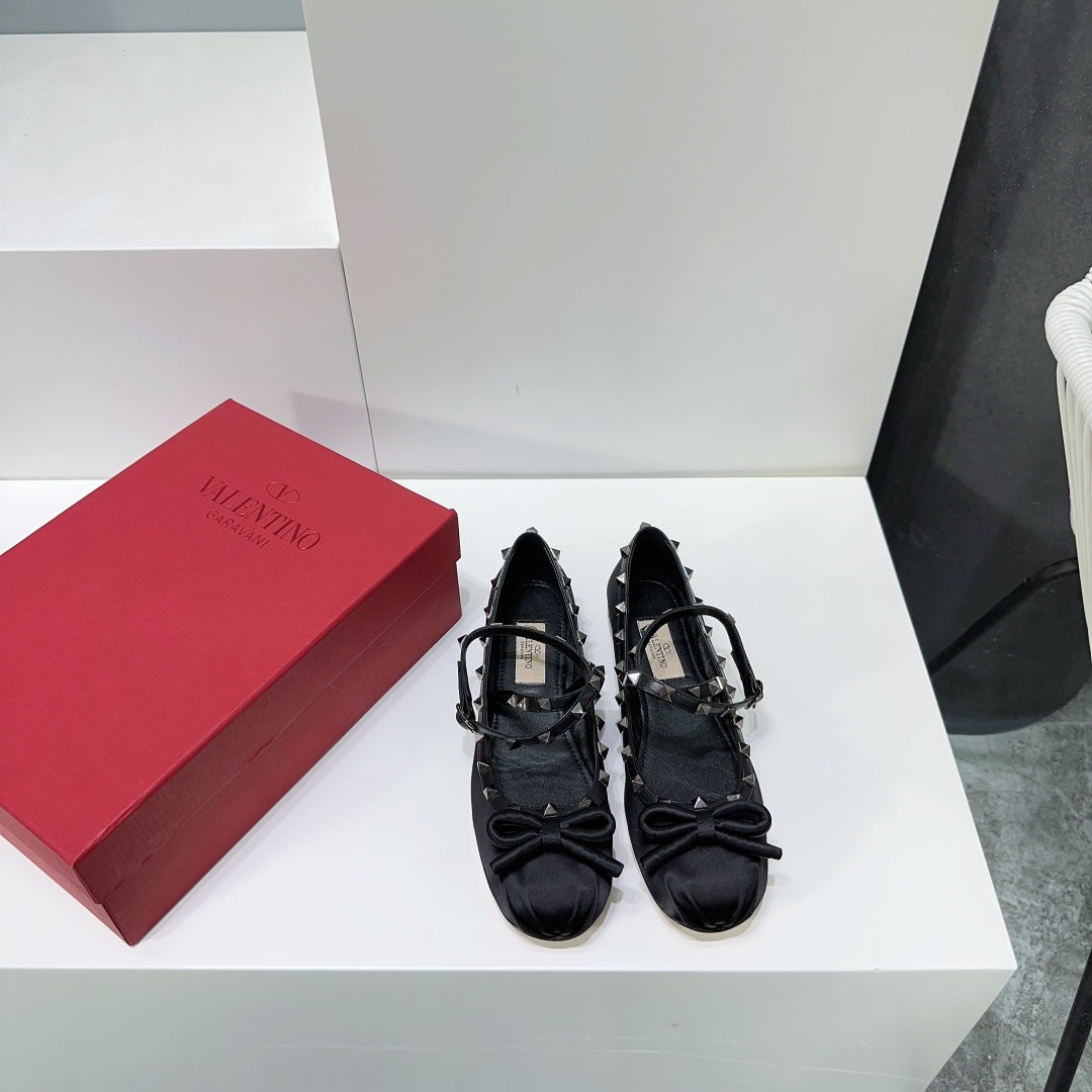 LuxluxHouse Best Quality Valentino Women Shoes