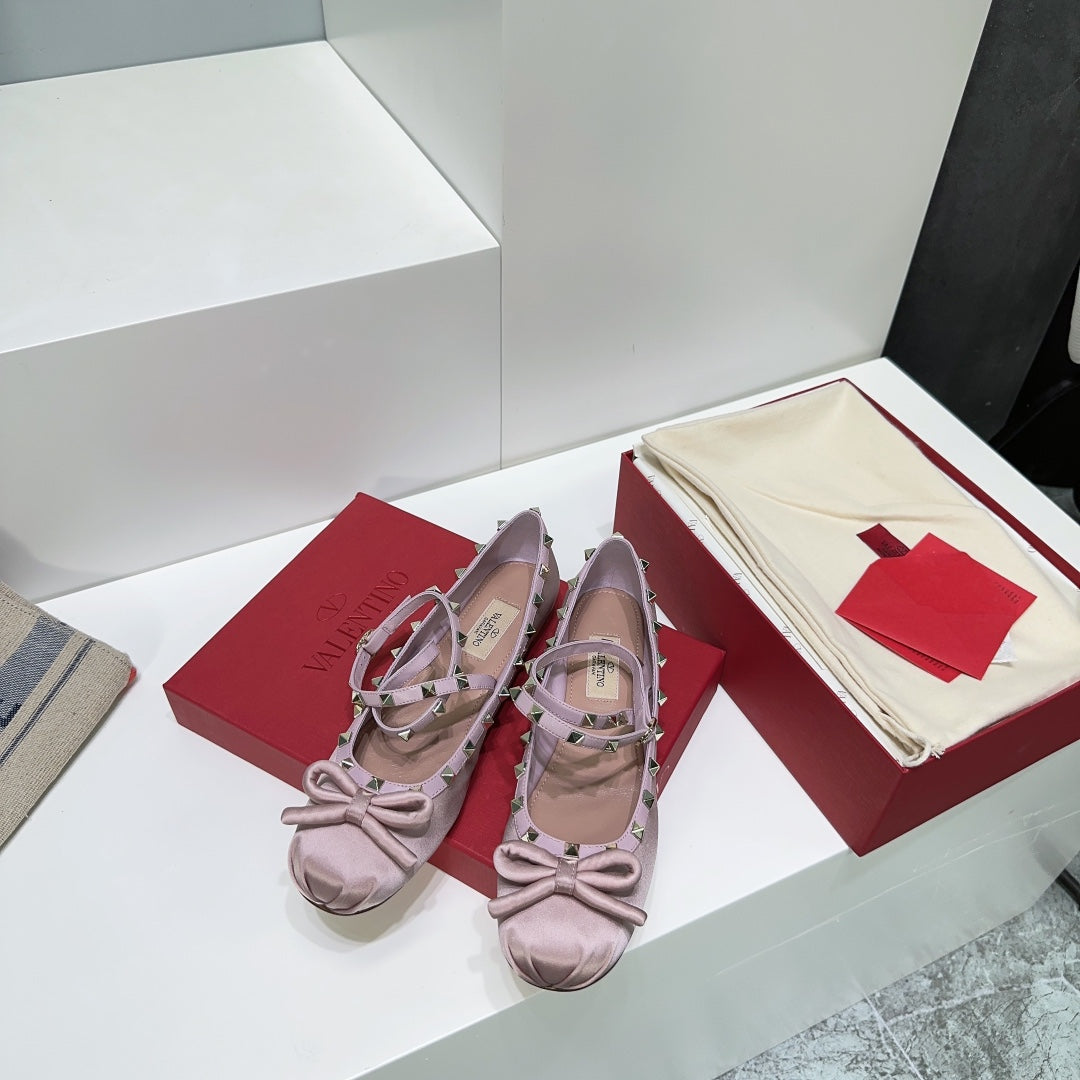 LuxluxHouse Best Quality Valentino Women Shoes